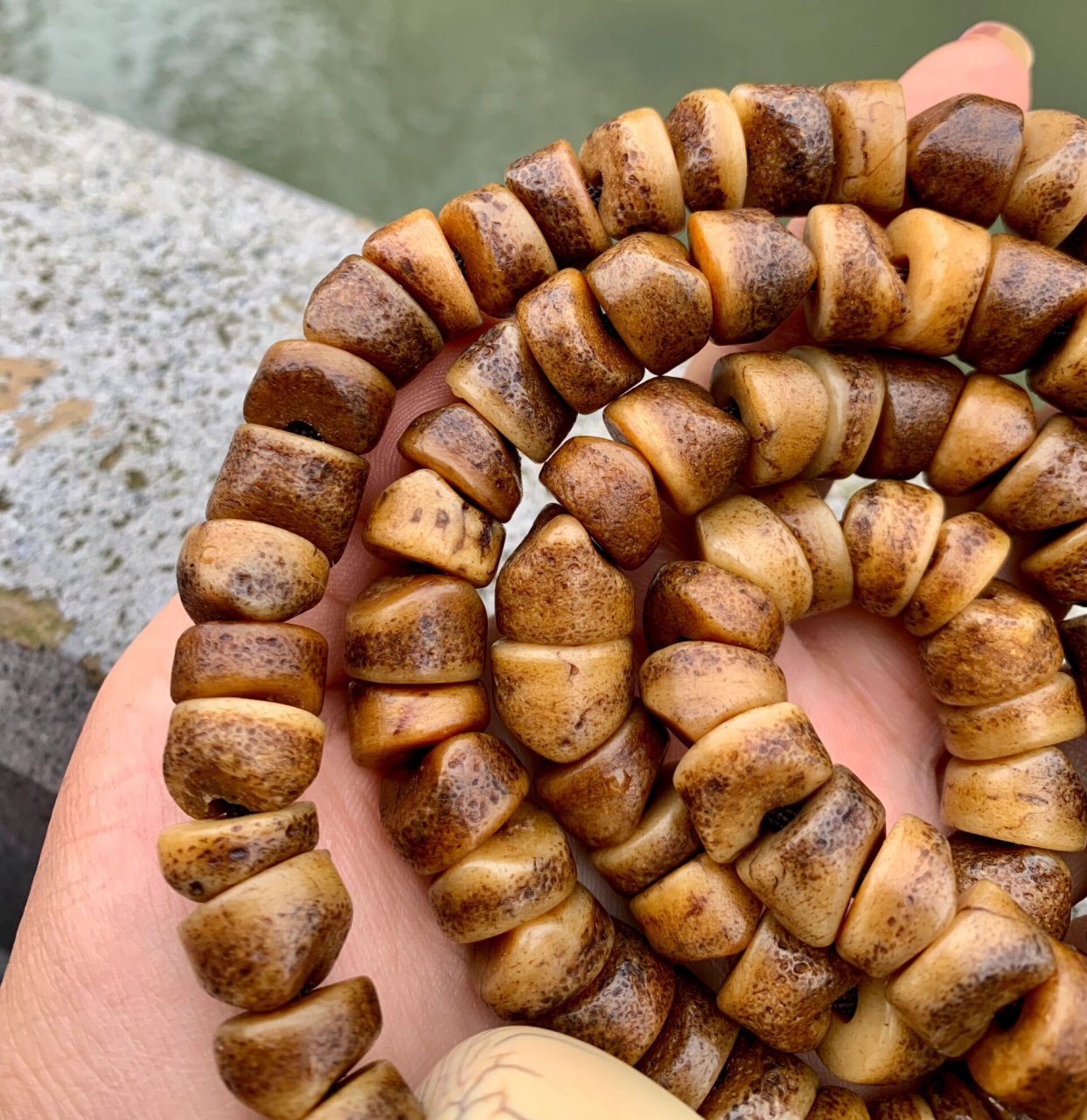 老眉心骨嘎嘎念珠9915