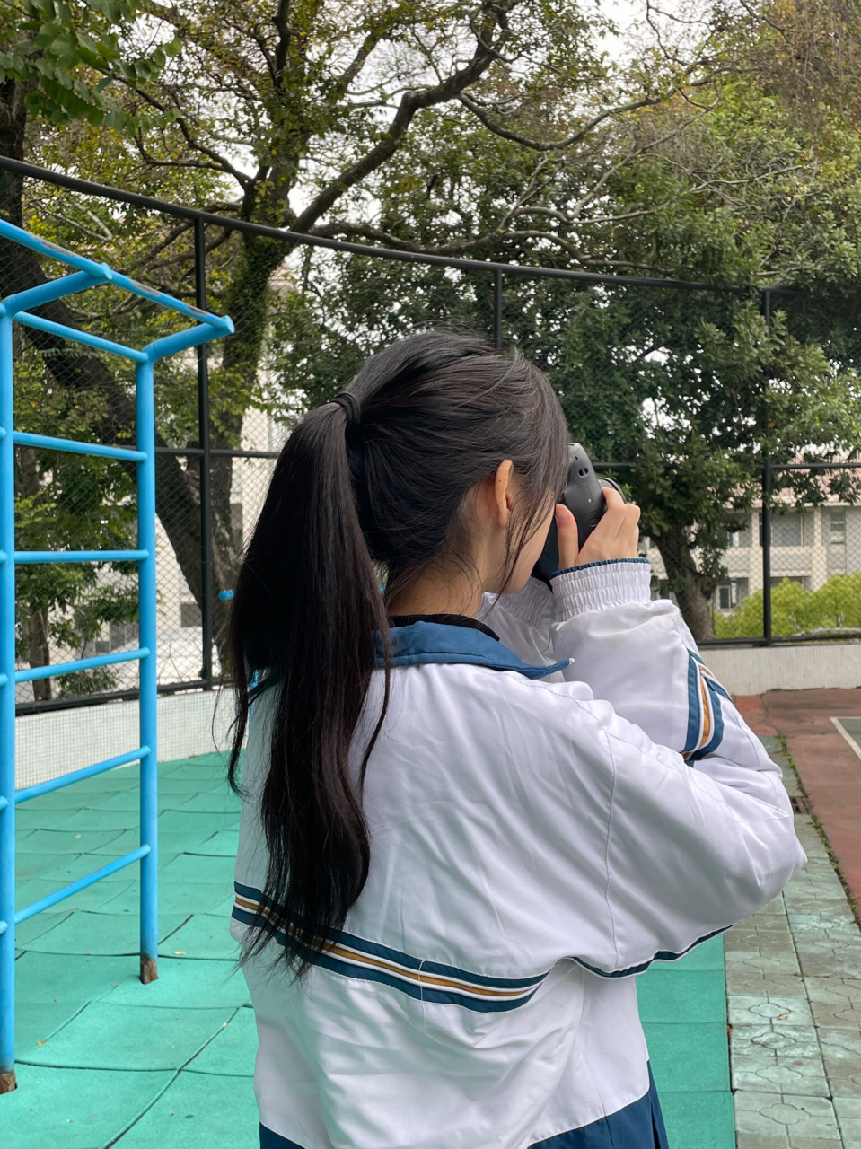 汕头金中|第一次当校友回母校06 是谁回母校还要帮弟弟把书搬回去呀