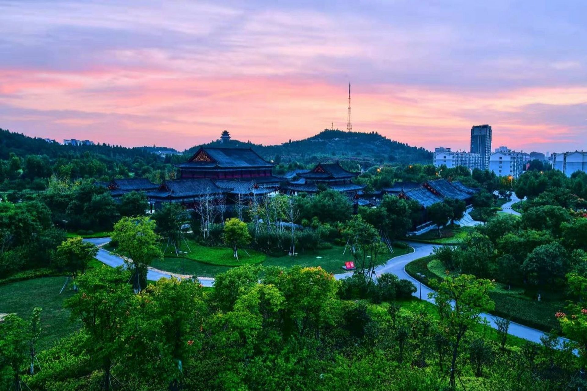 嘉祥青山寺景区简介图片