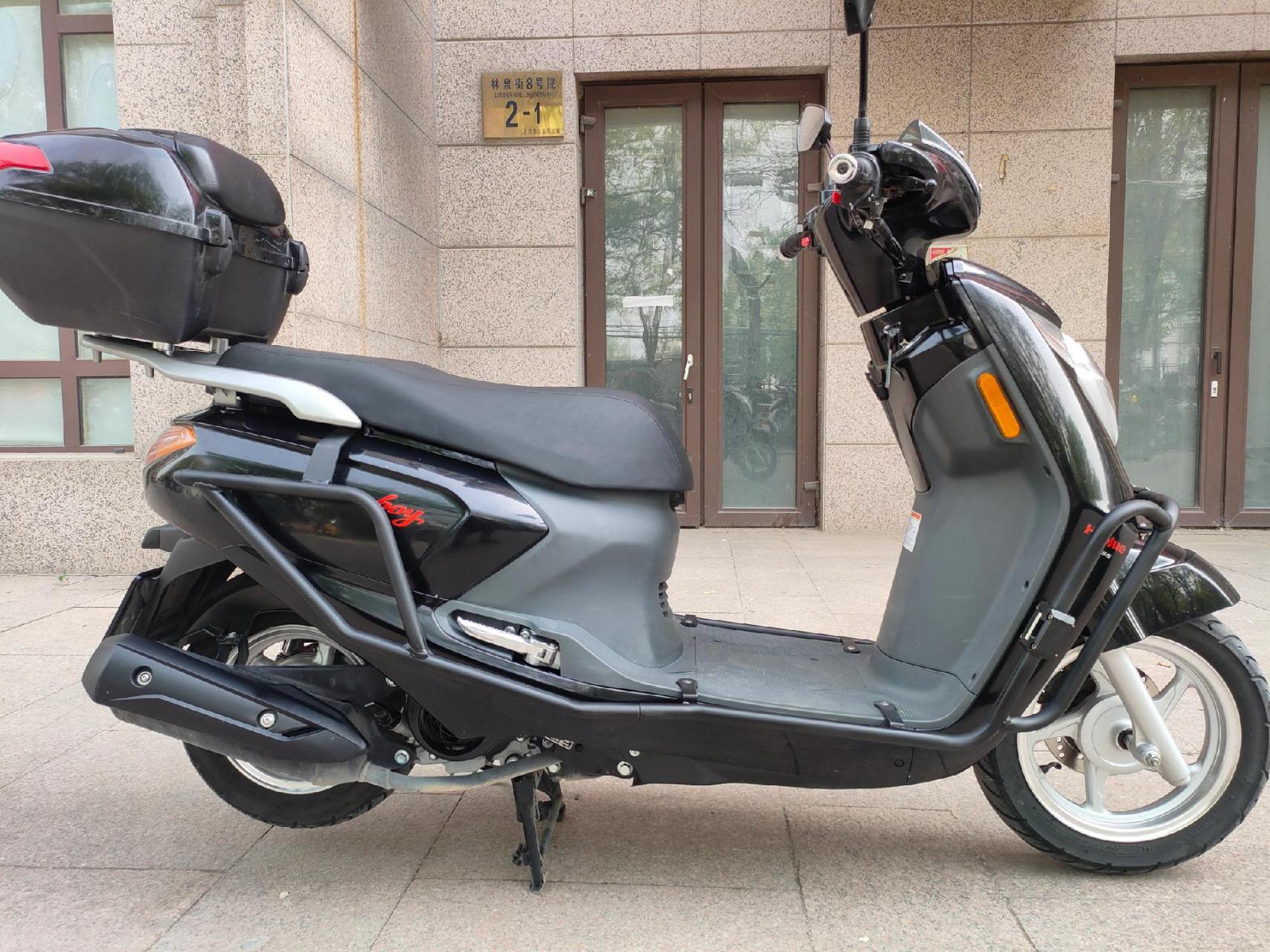 二手踏板京牌2022年豪爵萌哥5600元.