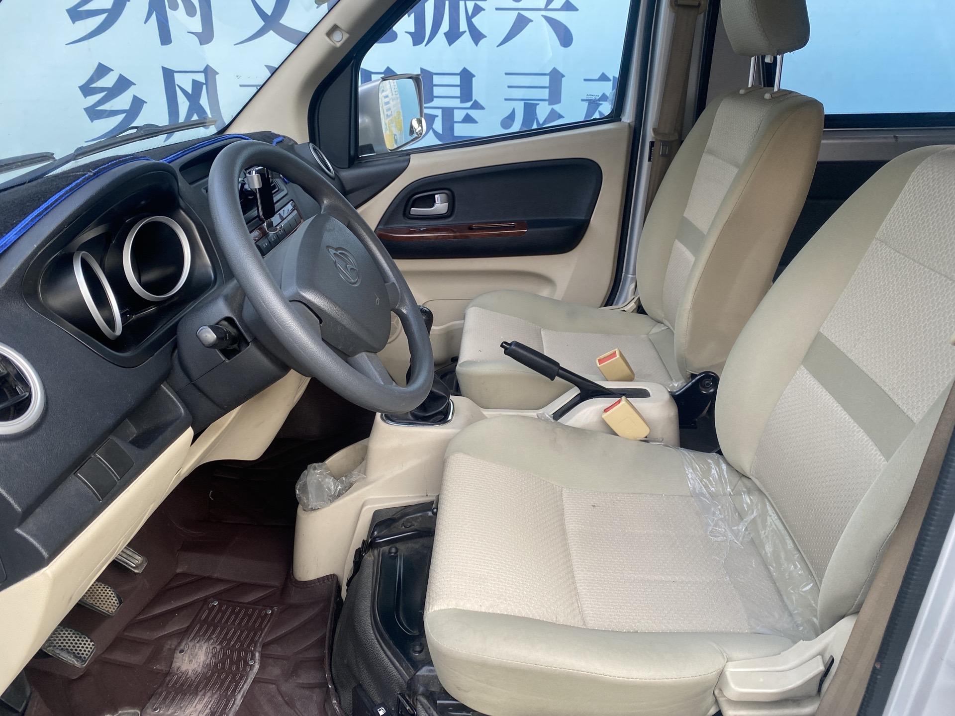 新到创业致富车2017长安睿行m80,1.