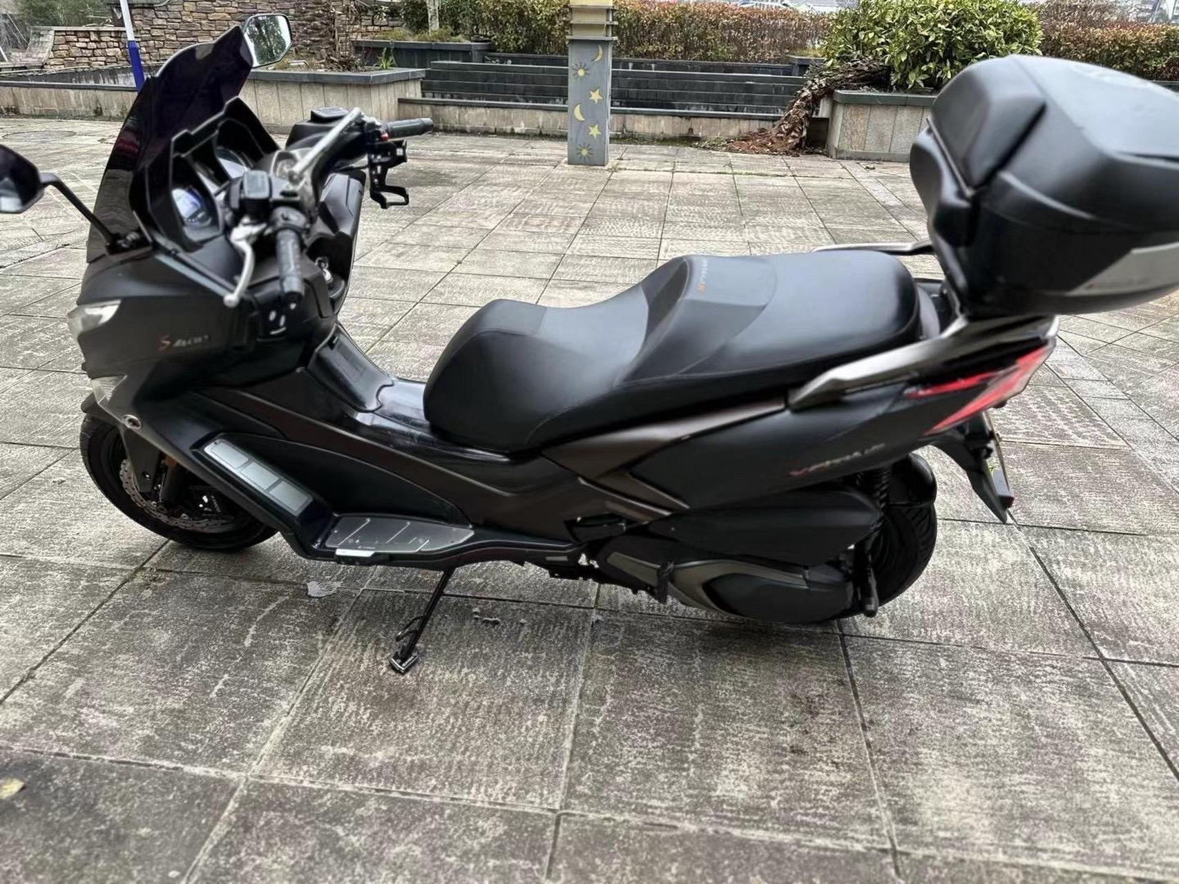 最新拿下一台光阳s400,20年2.