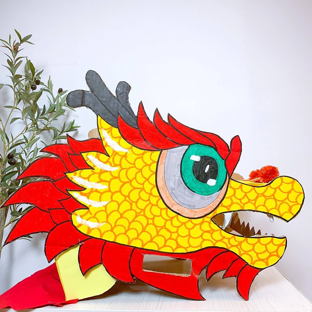 高难度手工龙头制作 幼儿园中秋节办了游园活动,需要家长动手做一个