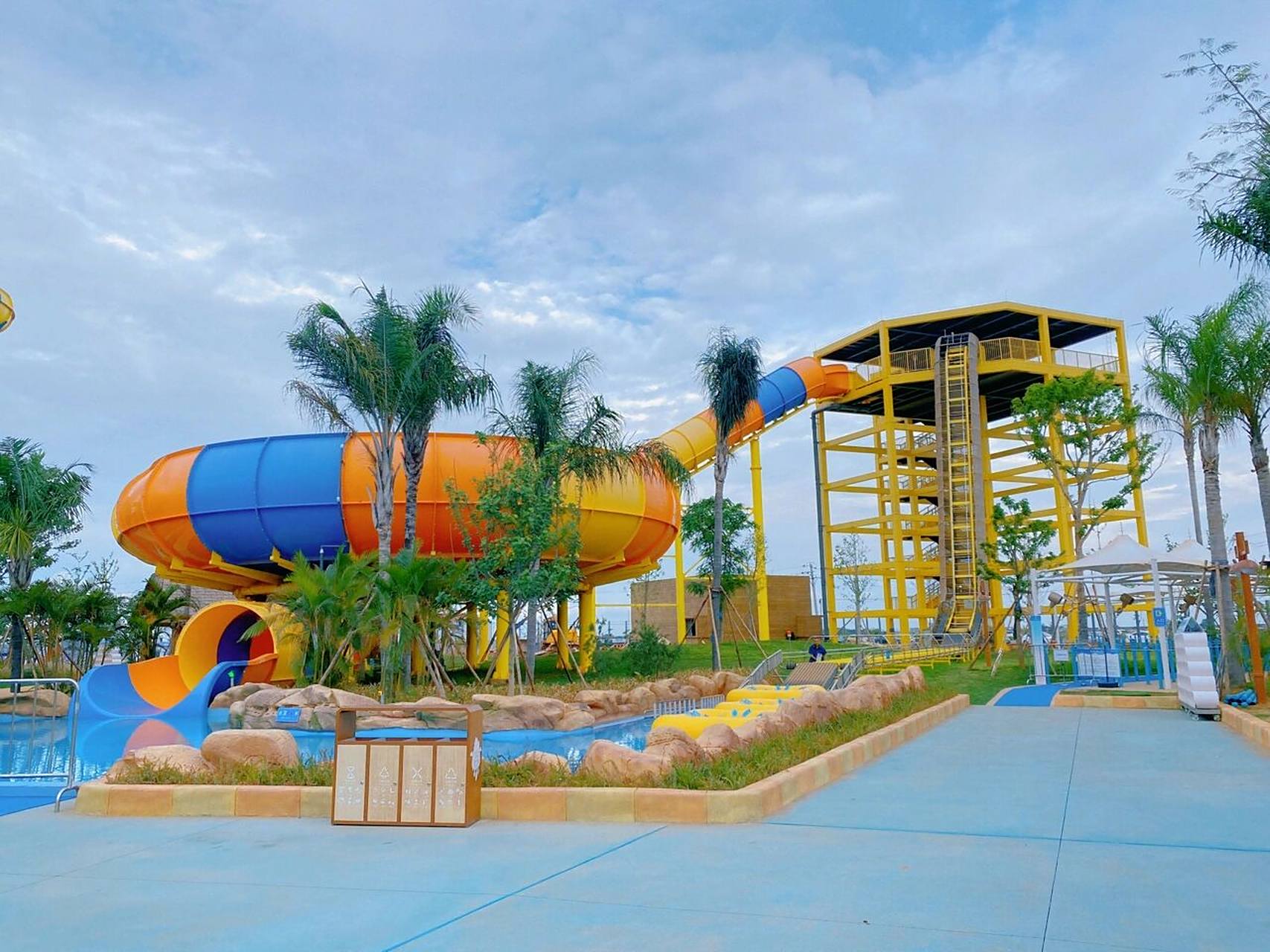 北海银基水世界开业啦～ 919191北海银基水世界7月24日开始正式