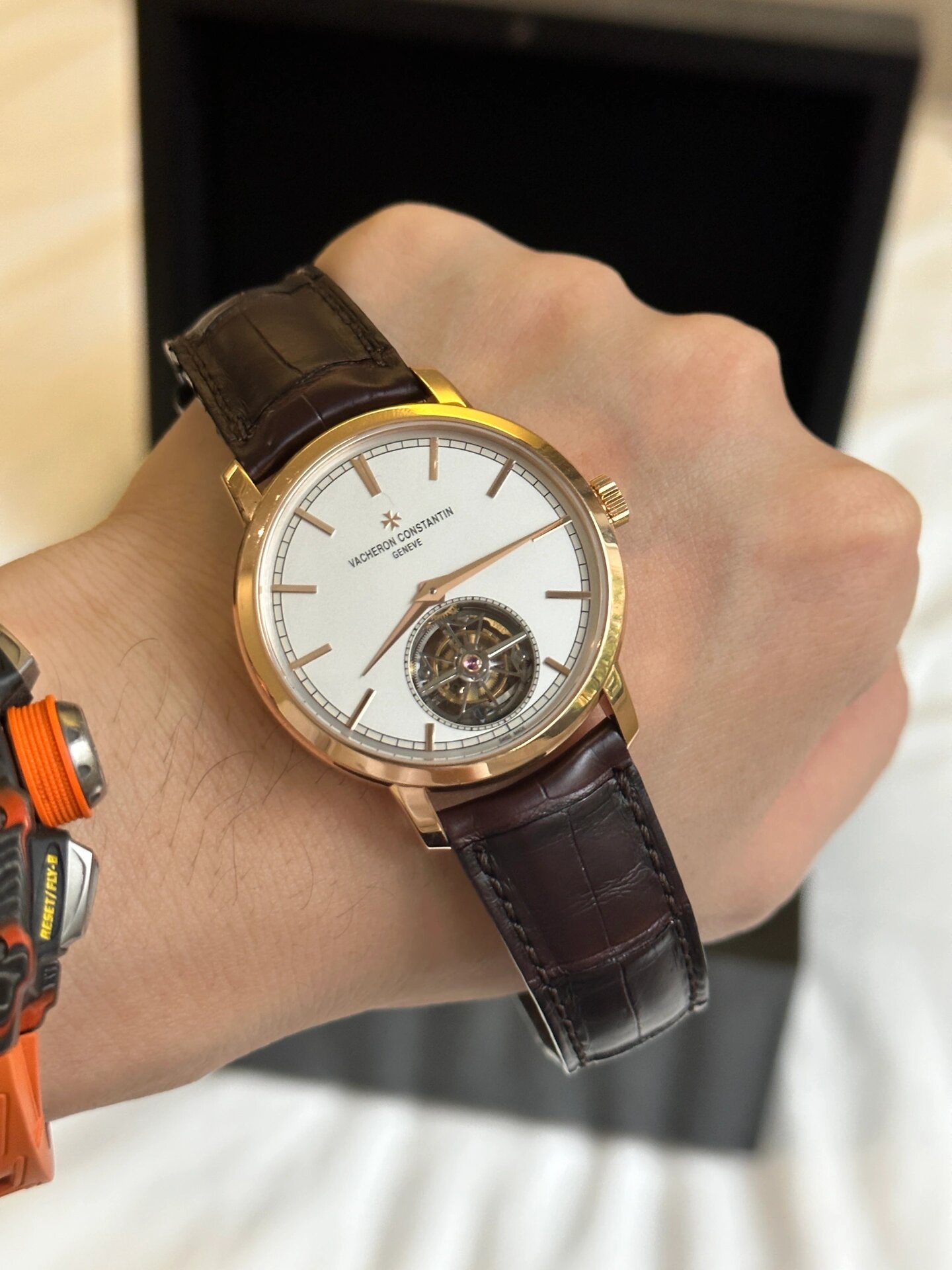 江诗丹顿 传袭系列 6000t/000r 搭载品牌自61研行69发的首61超