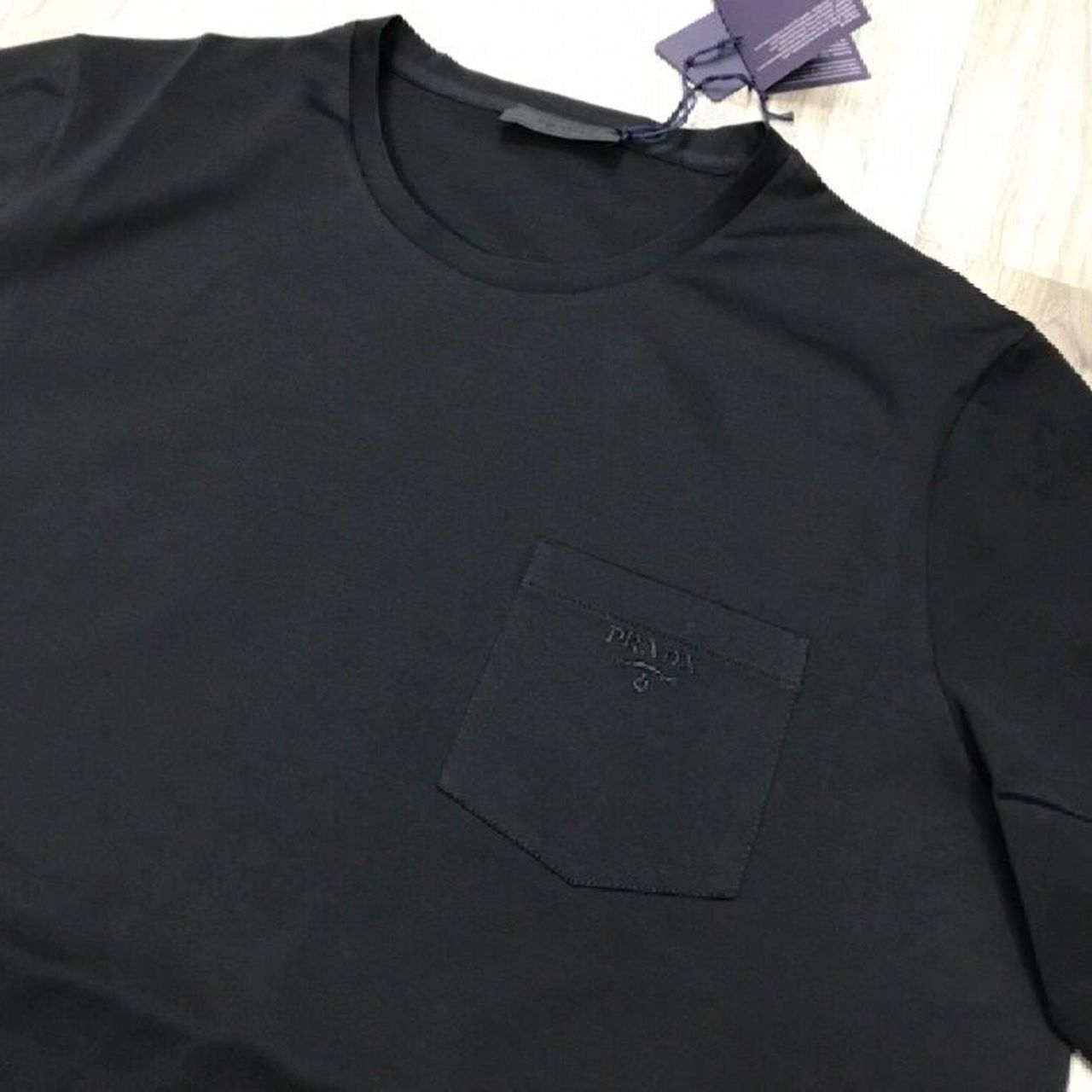 prada男款圆领t恤(丝光棉) size:xl 78黑色