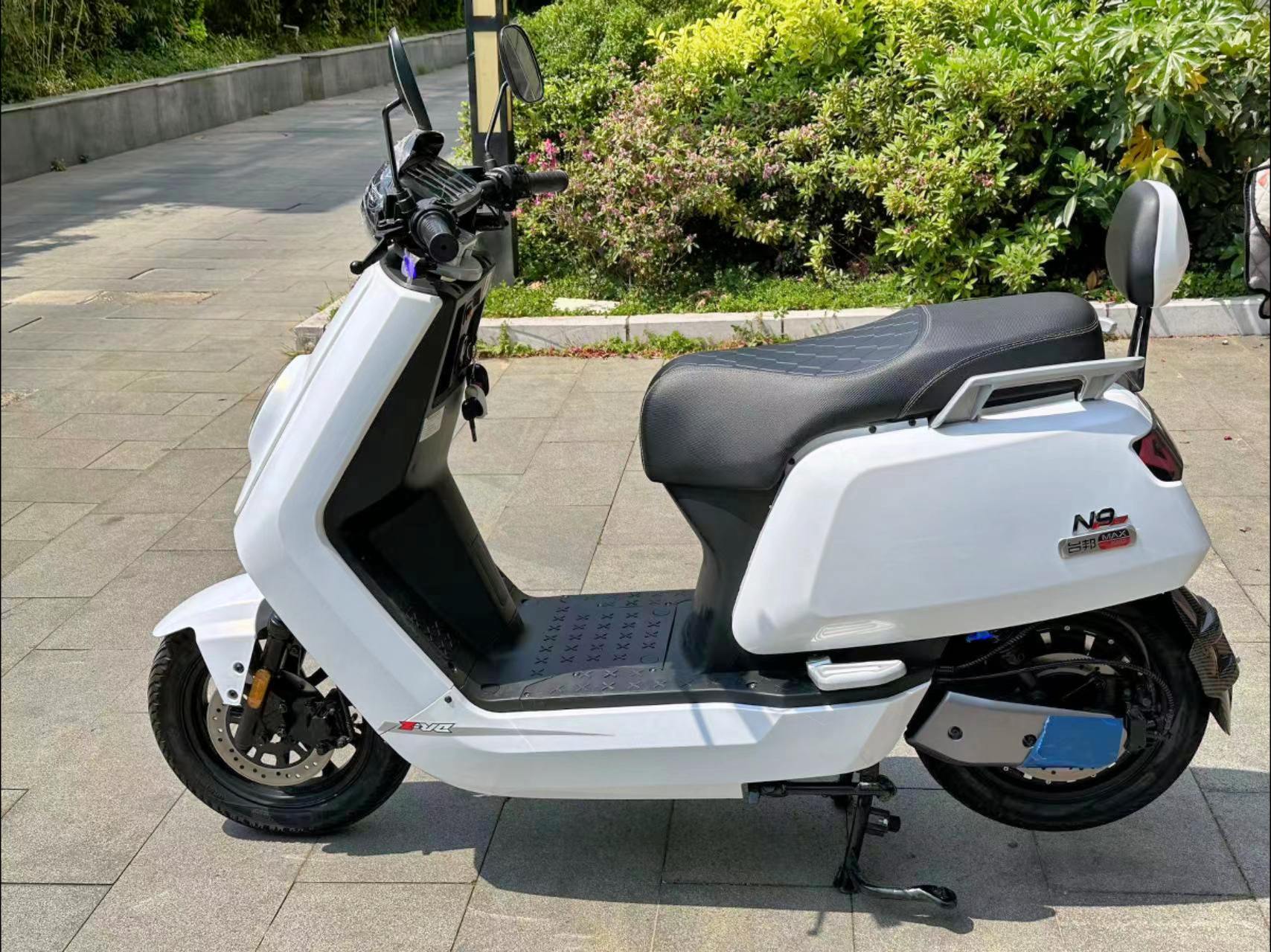 台邦n9gt仿款小牛72伏20安,2023年11月上牌照,兰德7280s控制器,全顺