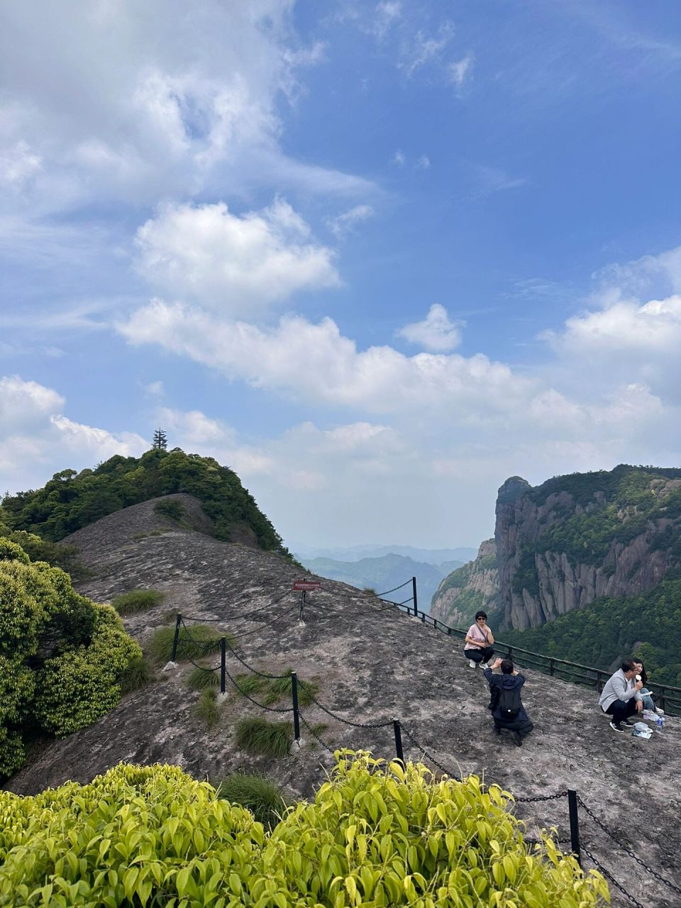 仙居2日游攻略 第一天,上午可以去景星岩,霍元甲拍摄地,往下拍风景特