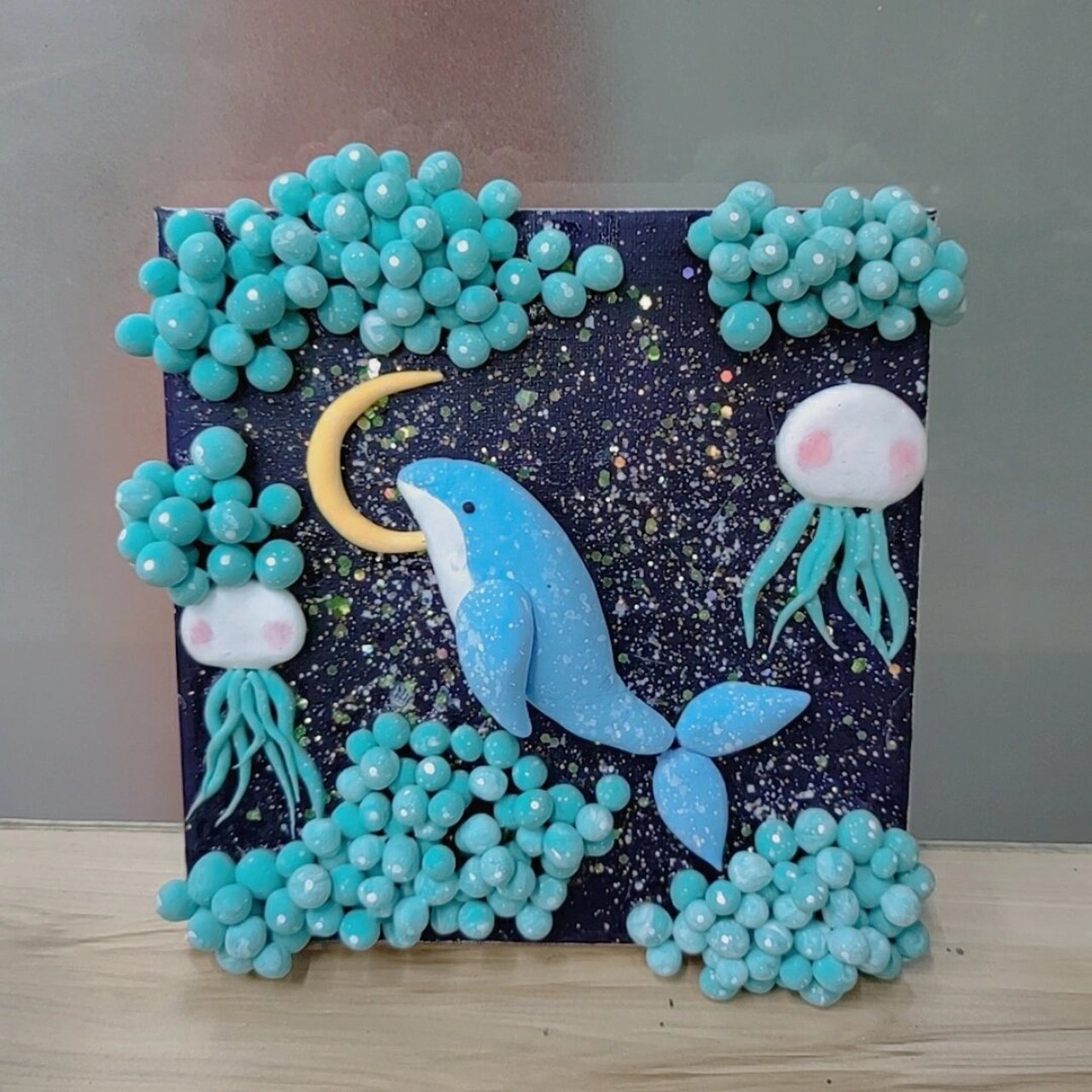 《梦幻海豚》 某天,不知道在哪里看到这个9499,看到实在是漂亮,想