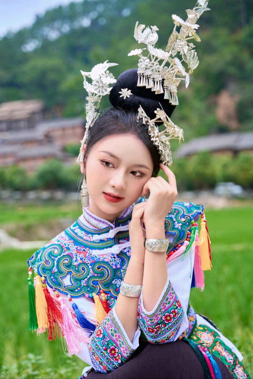 正统的侗服是什么样?