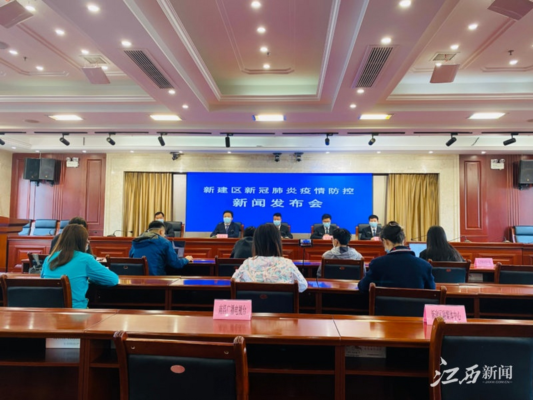 同心战疫江西加油#【4月6日起,南昌新建区长堎镇有序放开社会面疫情