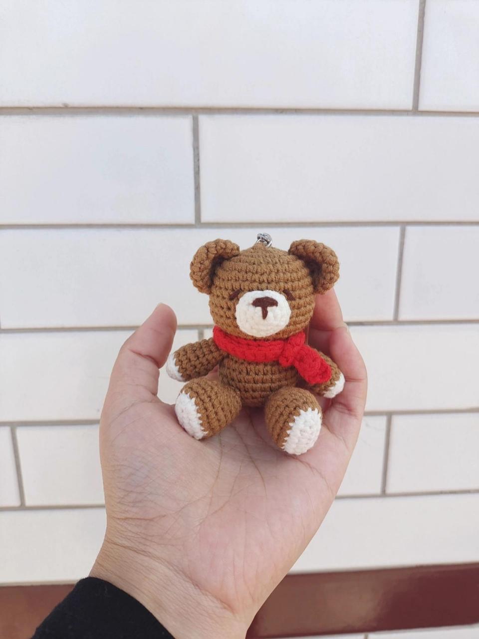 毛线编织小熊玩偶挂件附图解|钩针钩织小物 萌娃娃四股线 9696捧