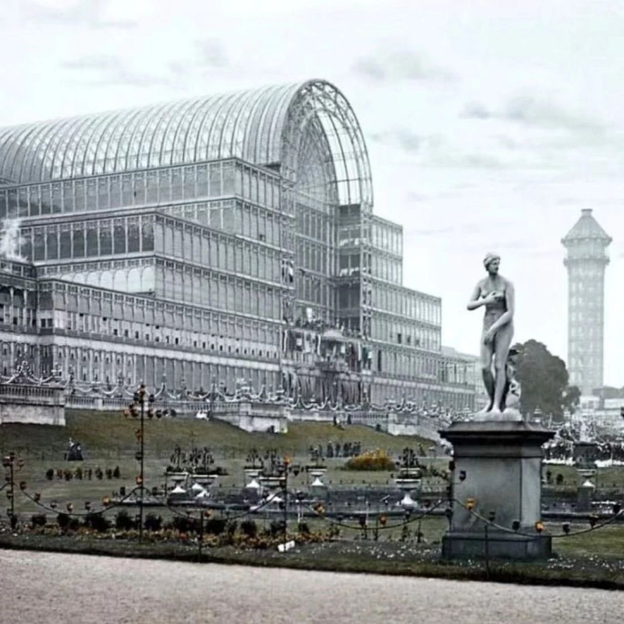 建筑史|世界首座钢铁结构的建筑伦敦水晶宫 1851年,在英国维多利亚