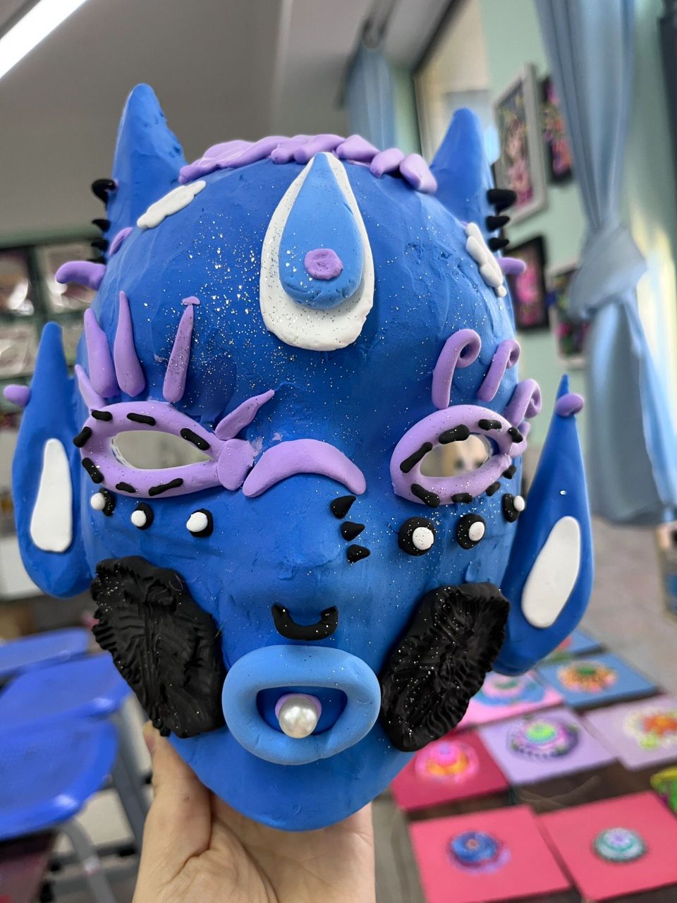 我是粘土吖——傩戏面具~造型各异~ 啧啧啧~学生真的好厉害哟