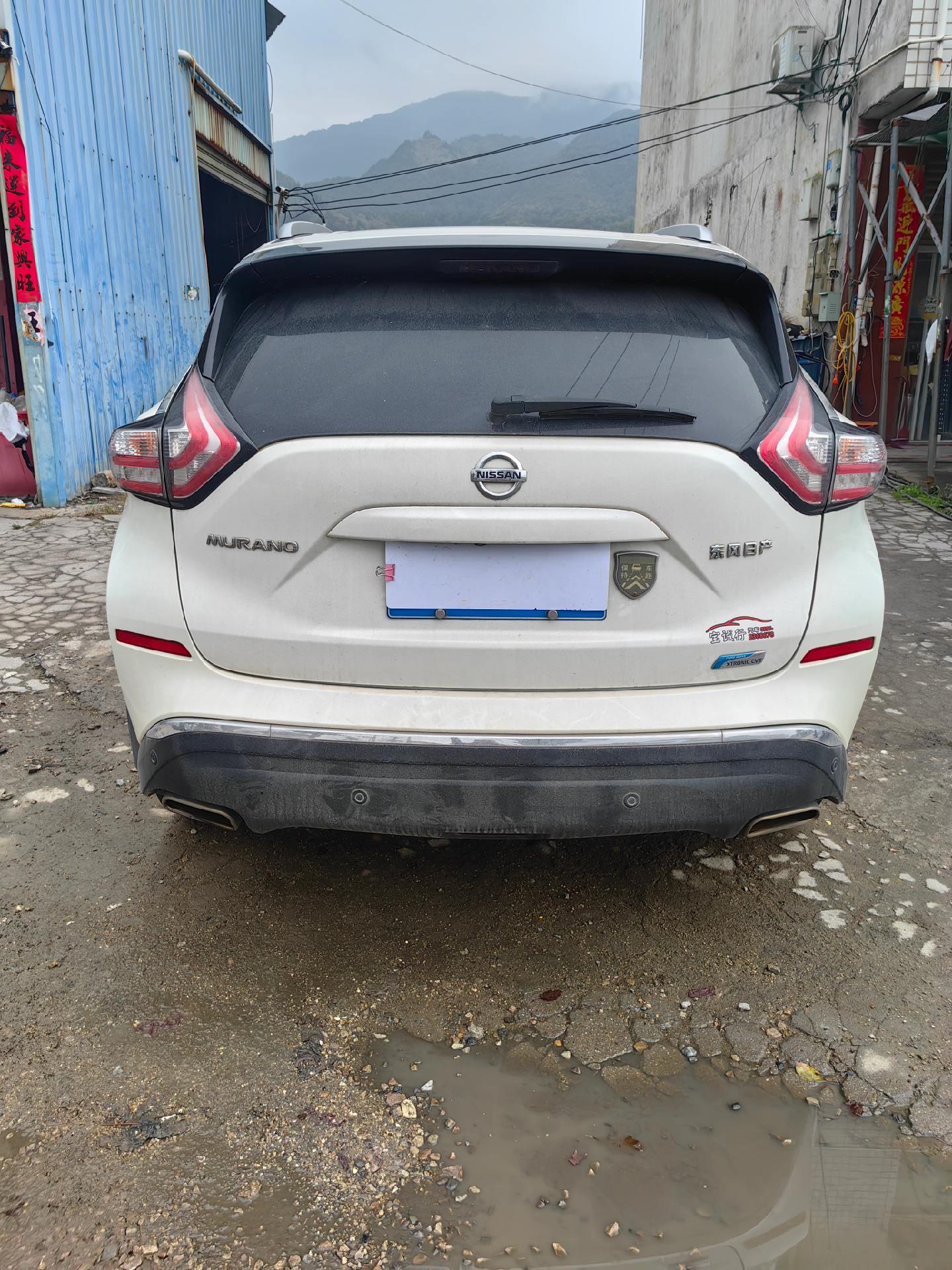 客户寄售极品一手18年日产楼兰自动2.5!新车26.88那款!原版两面补漆!