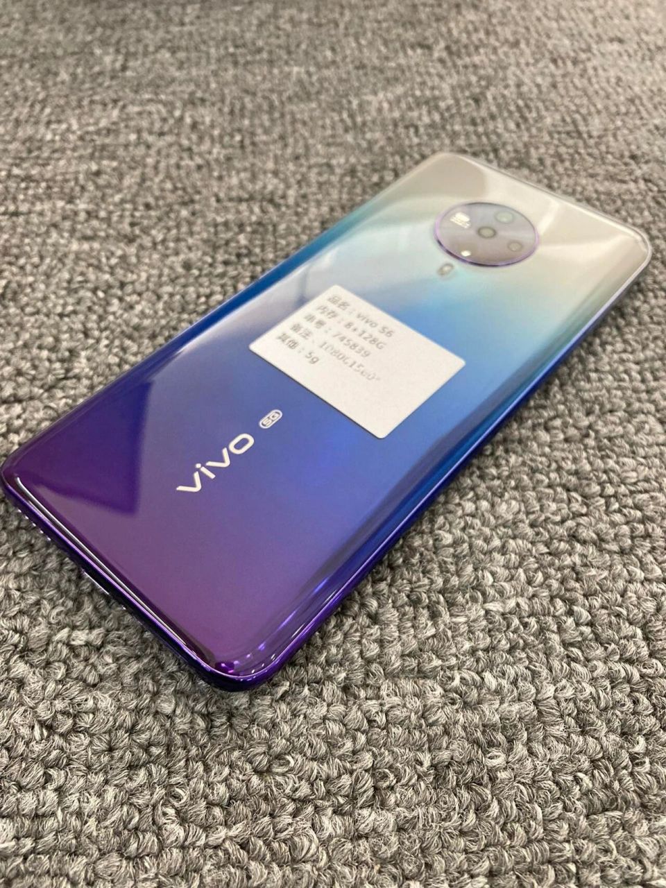vivos6/8 128 新到的vivo s6/8 128多瑙河,成色完美无磕,全面大屏水滴