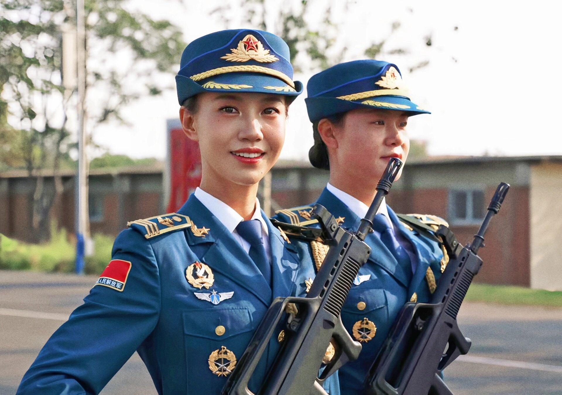 女空军服装图片