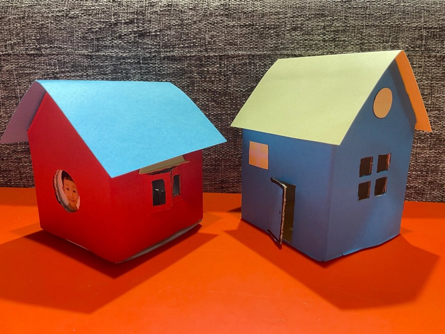 幼儿园手工作业—纸盒房子 幼儿园布置的亲子作业,用废旧纸盒做房子