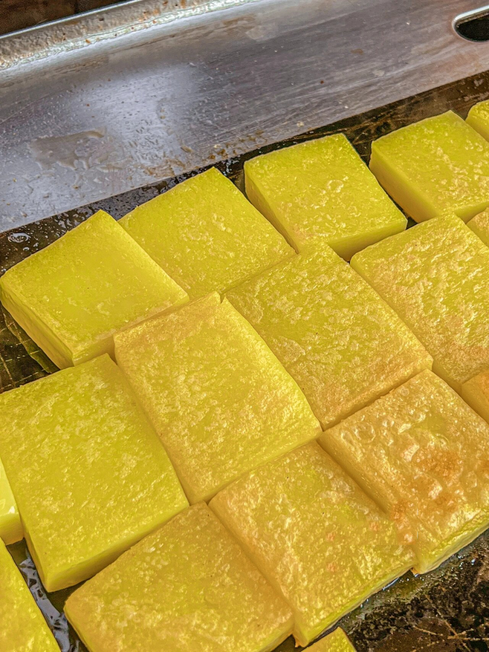 昆明l铁板豌豆粉97两面金黄酥脆里duangduan 一直就很喜欢吃豌豆粉