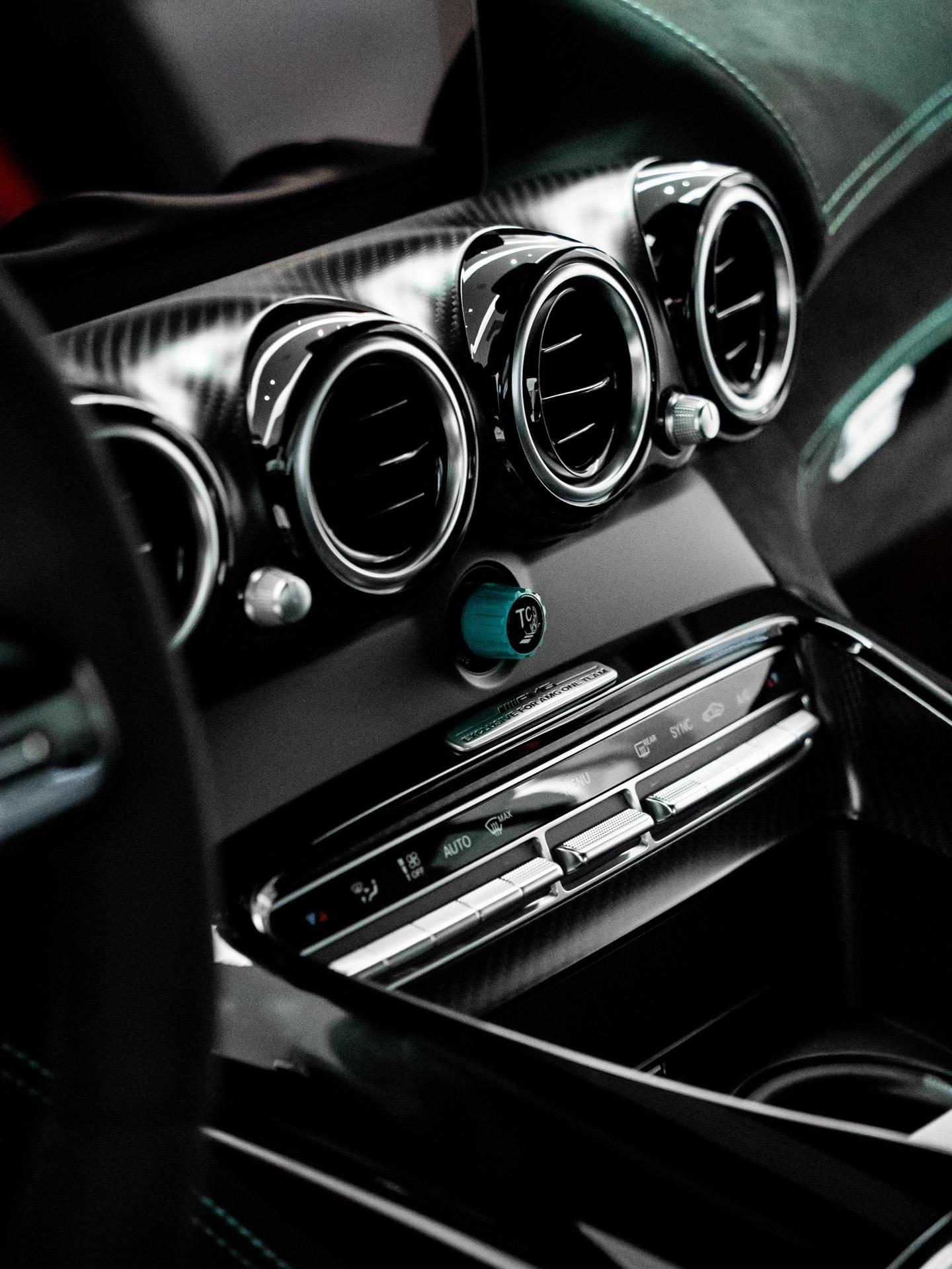 限量级中的限量级mercedes amg gt black series project one