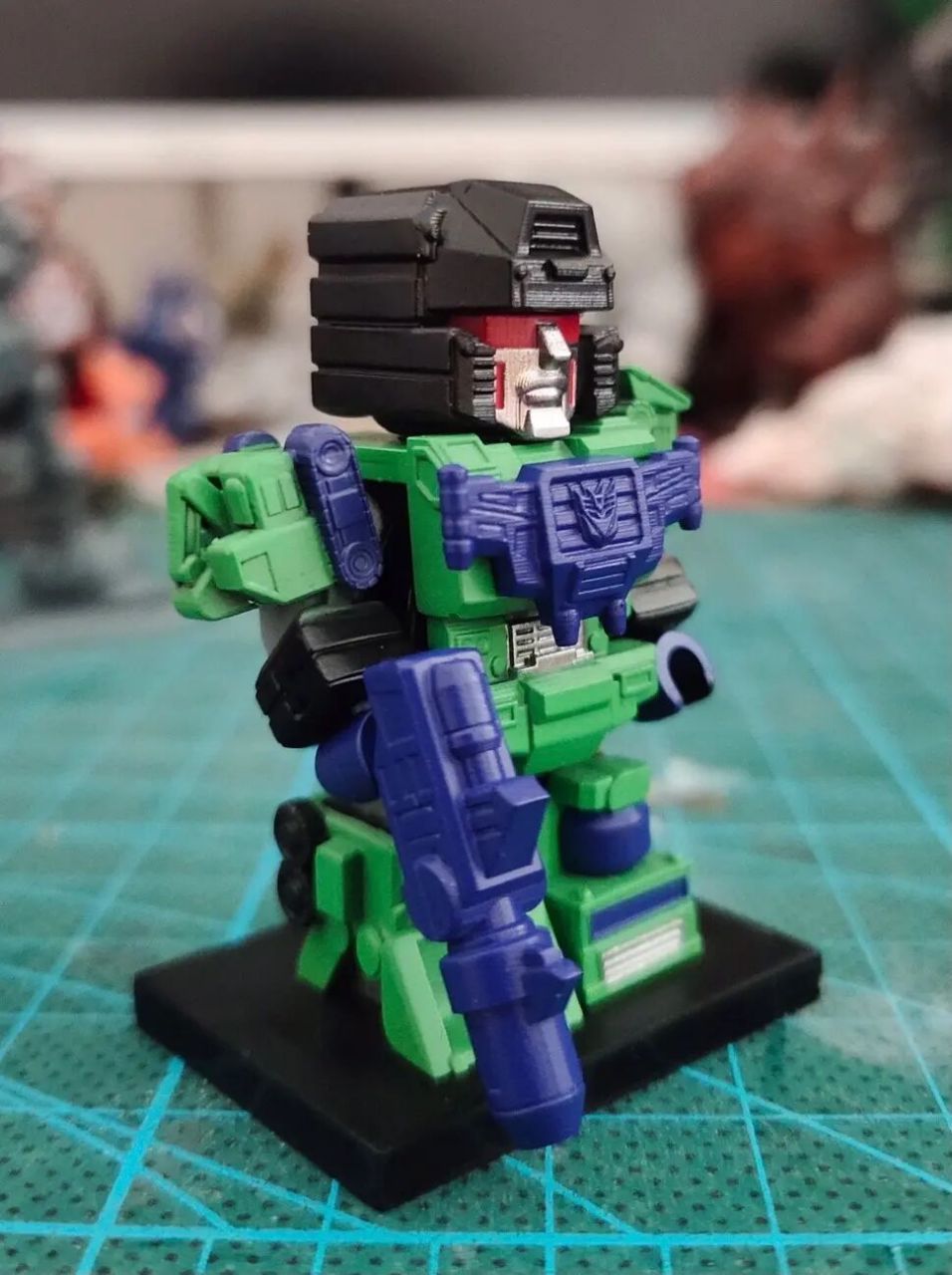 变形金刚机器人汽车人擎天柱积木人仔玩具