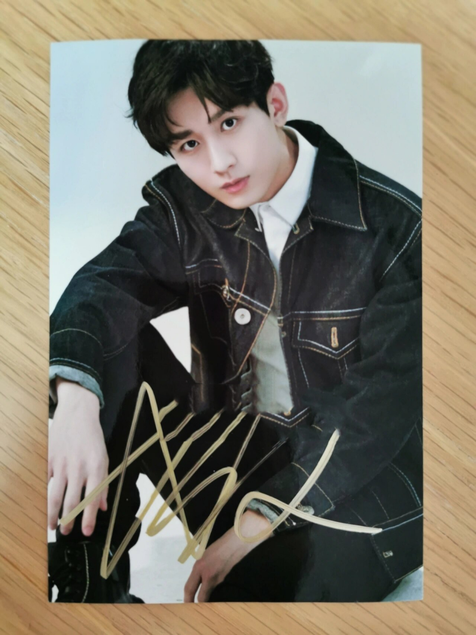成毅签名照 收到最惊喜的新年礼物～成毅亲笔签名照,好开心啊!