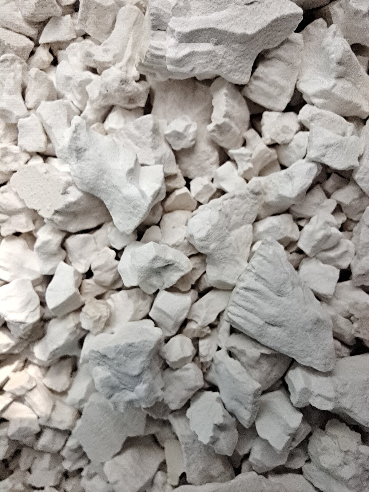 父母做葛根粉非常细致,除了磨碎用了机器,其他程序都是纯手工.