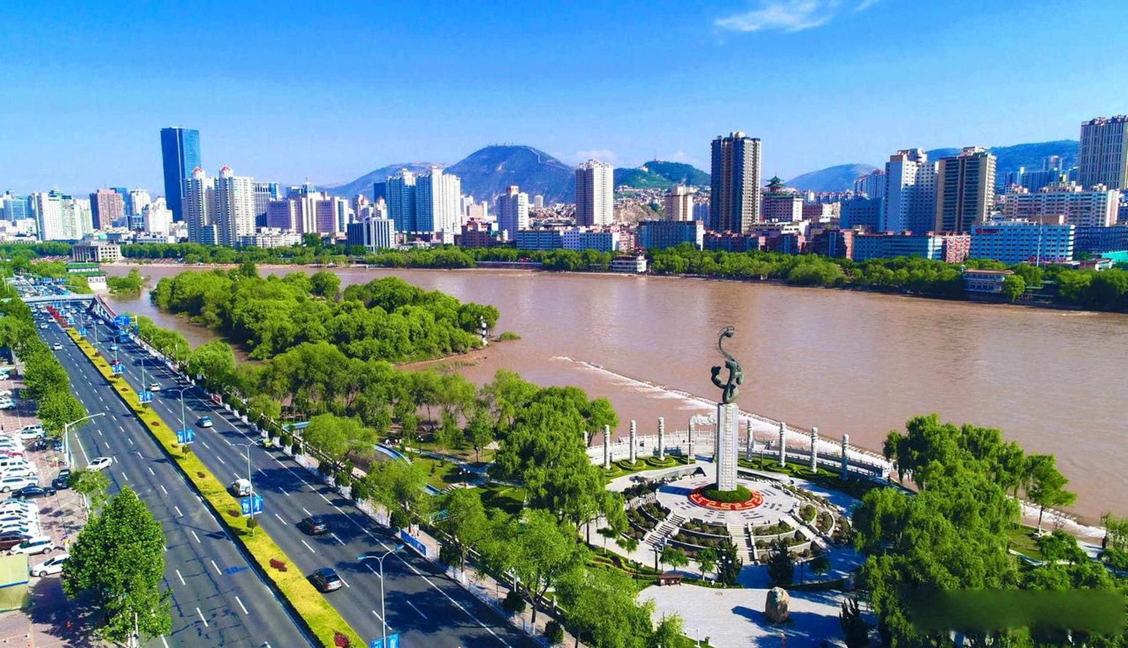 【望河亭 近距离感受黄河壮阔安澜】黄河穿城而过,赋予兰州的不仅是