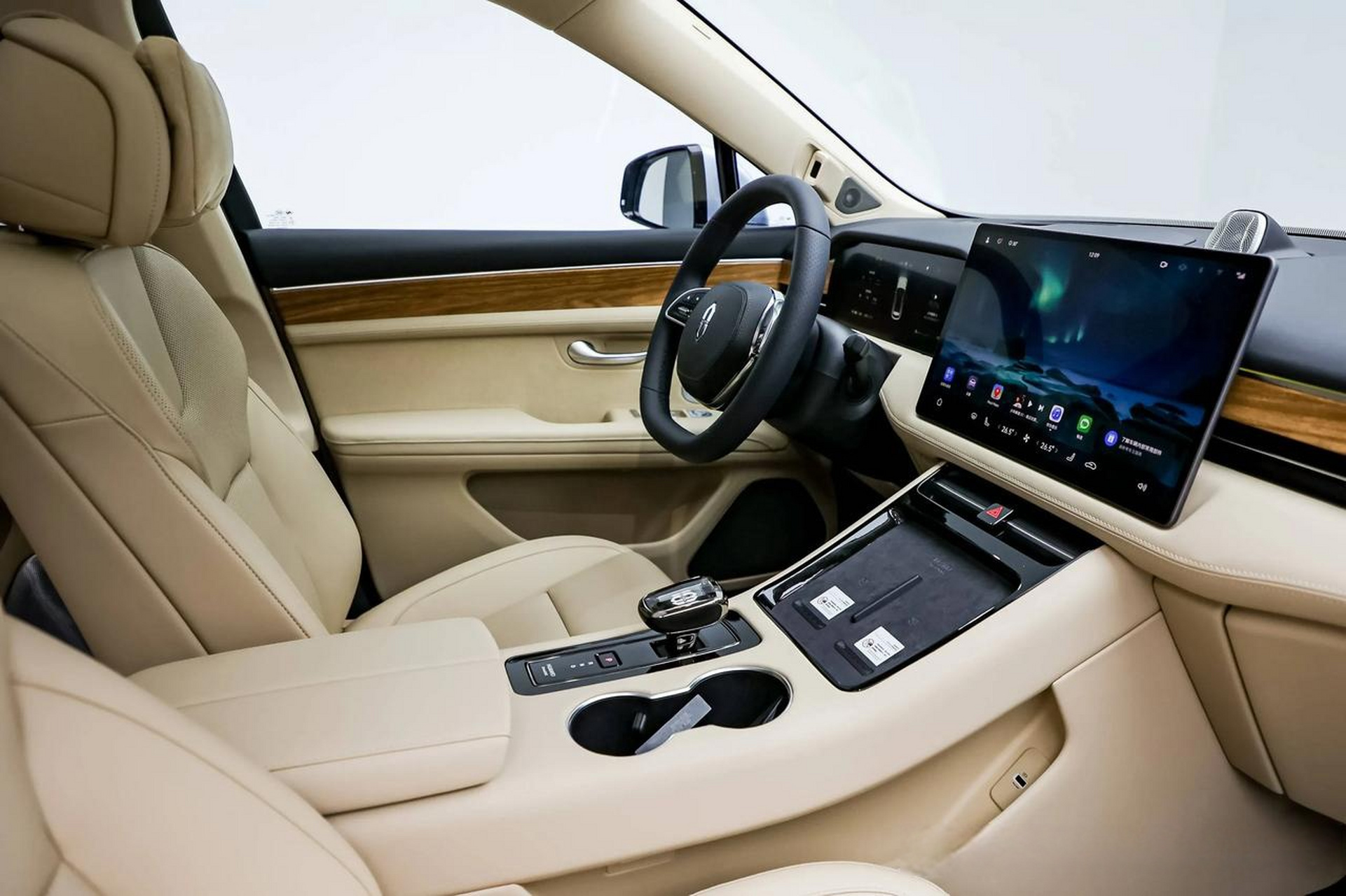 定速巡航和自适应巡航都是汽车智能驾驶辅助系统的一种.