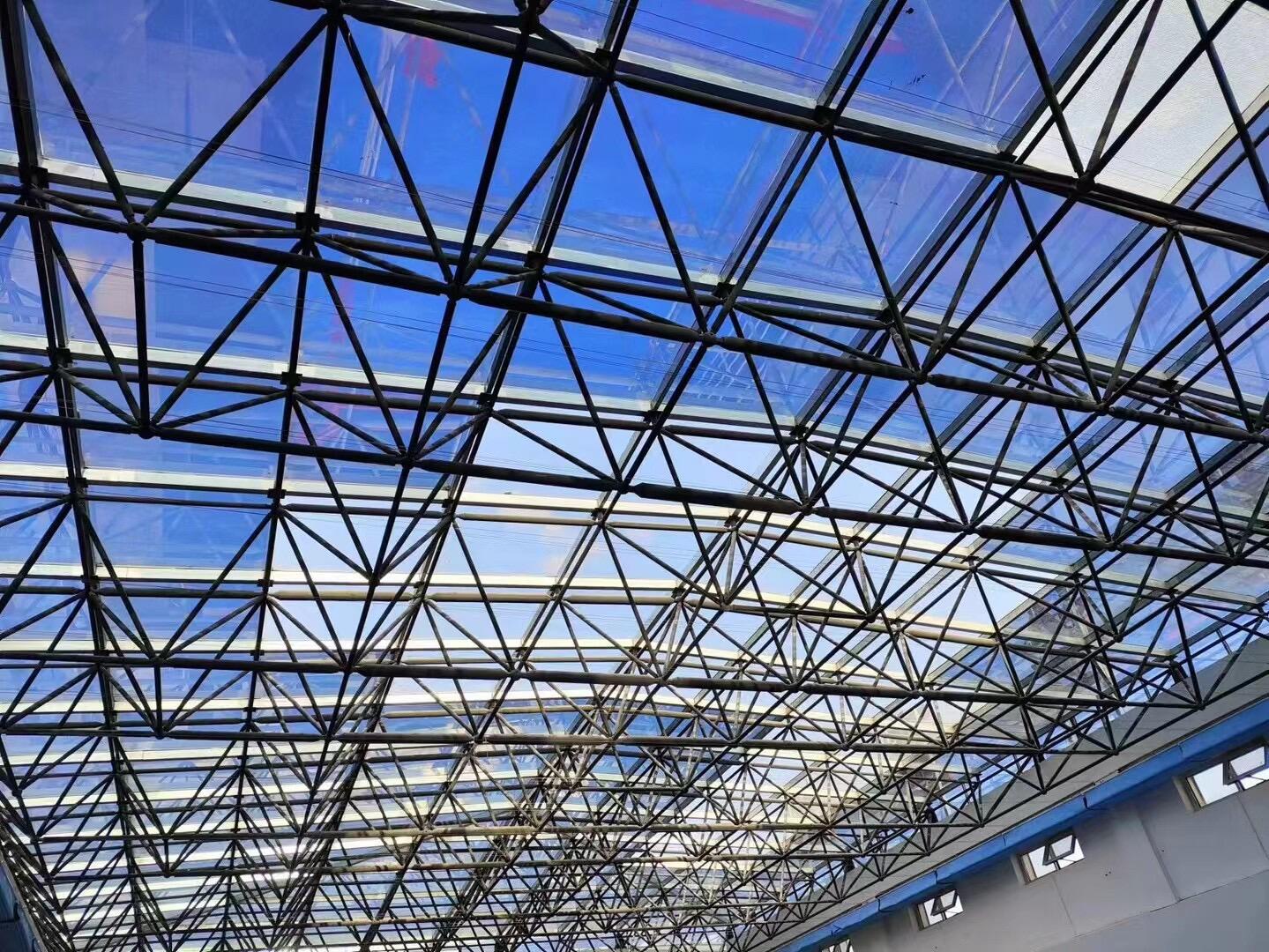 成功制备出晶圆级高性能储能薄膜