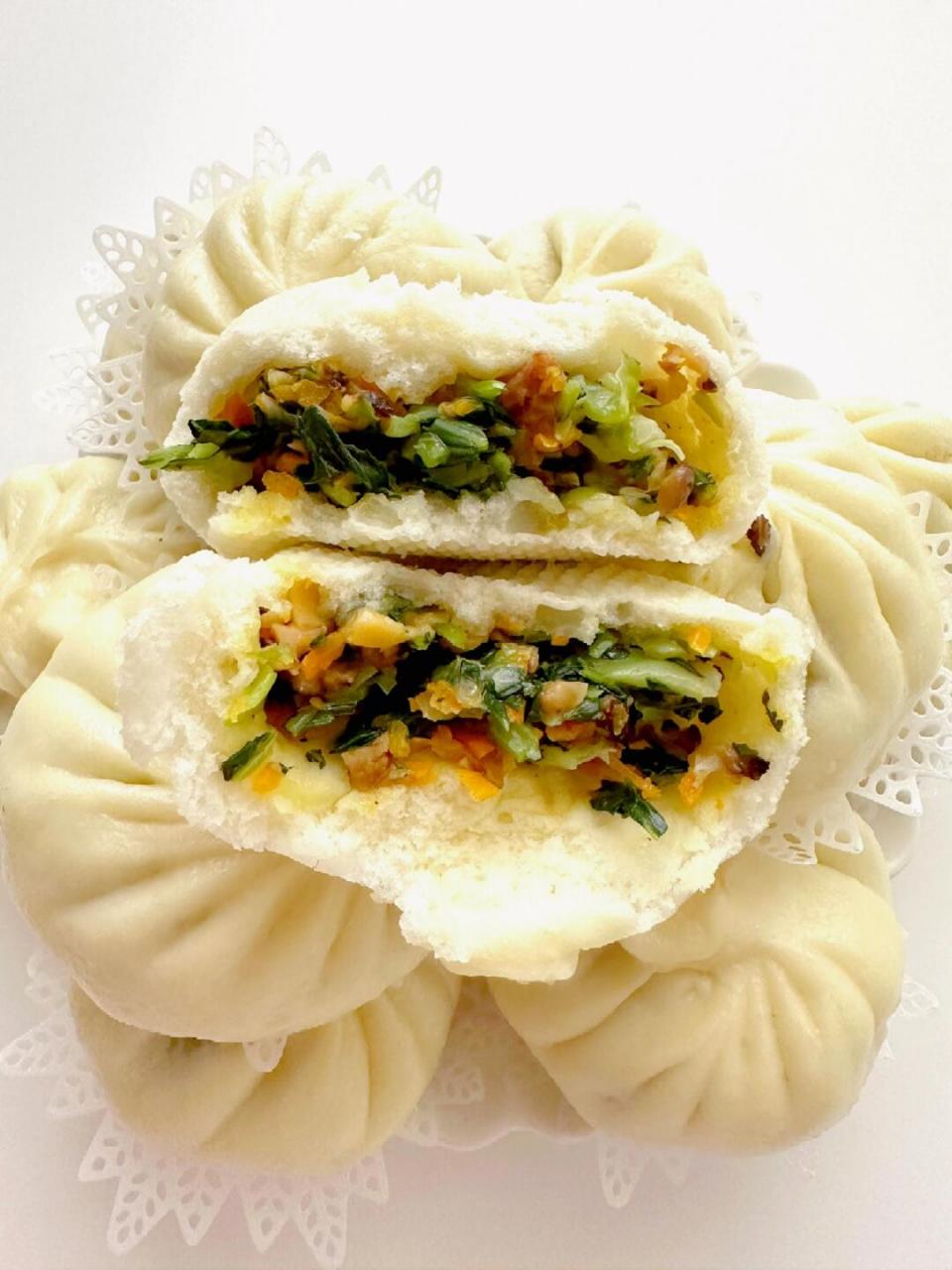 一人食吃什么# 女儿说今天的香菇油菜包子,比早餐店的还好吃,蓬松暄