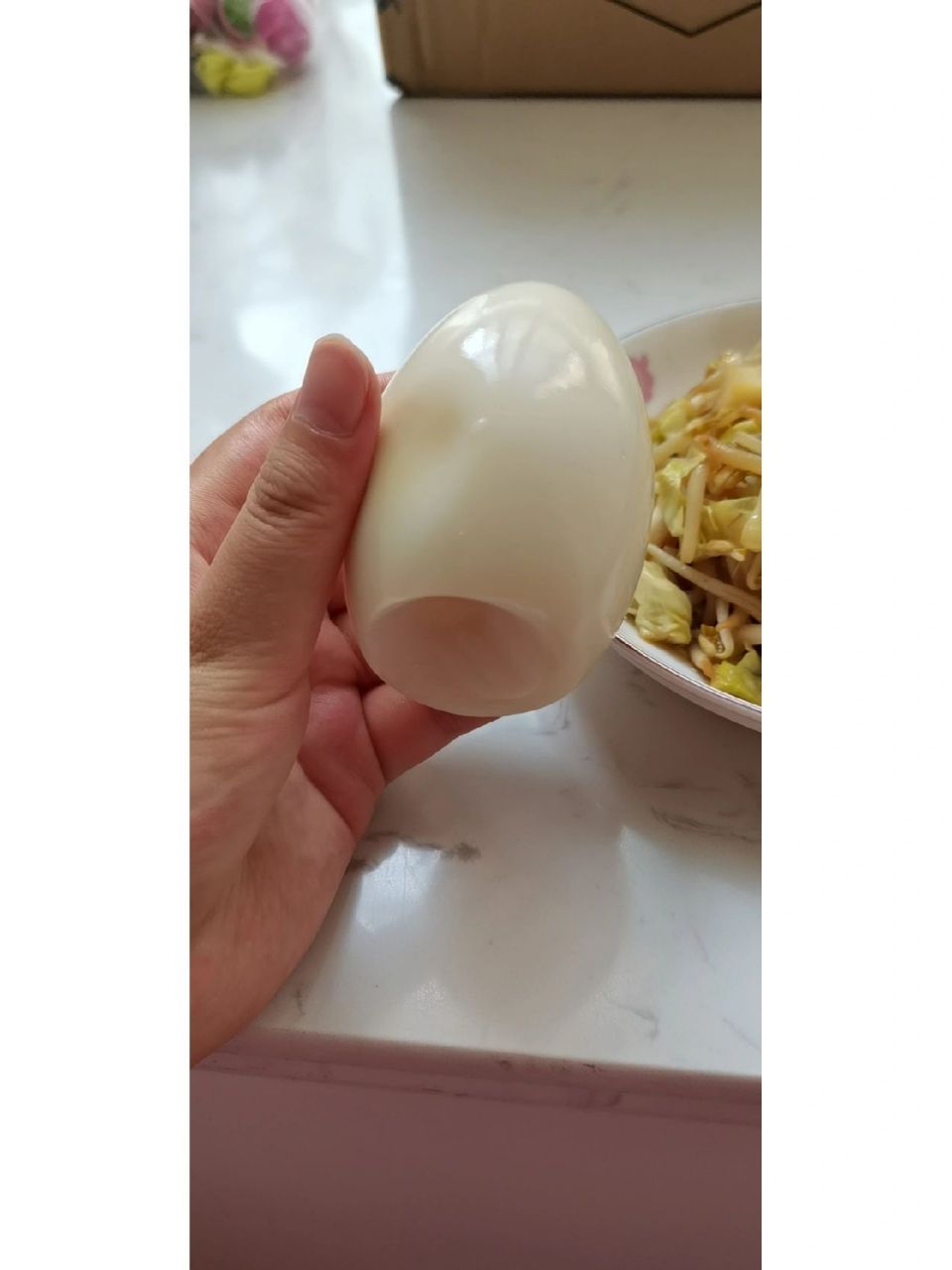 我吃的煮鹅蛋为什么是这个颜色 都说孕晚期吃鹅蛋好,可煮熟了咋是这个