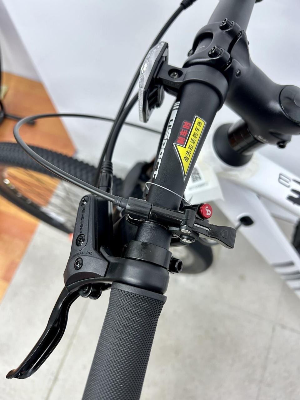 世界品牌ucc环球运动自行车.2025款ucc布雷德3,新品上市,已经到店.