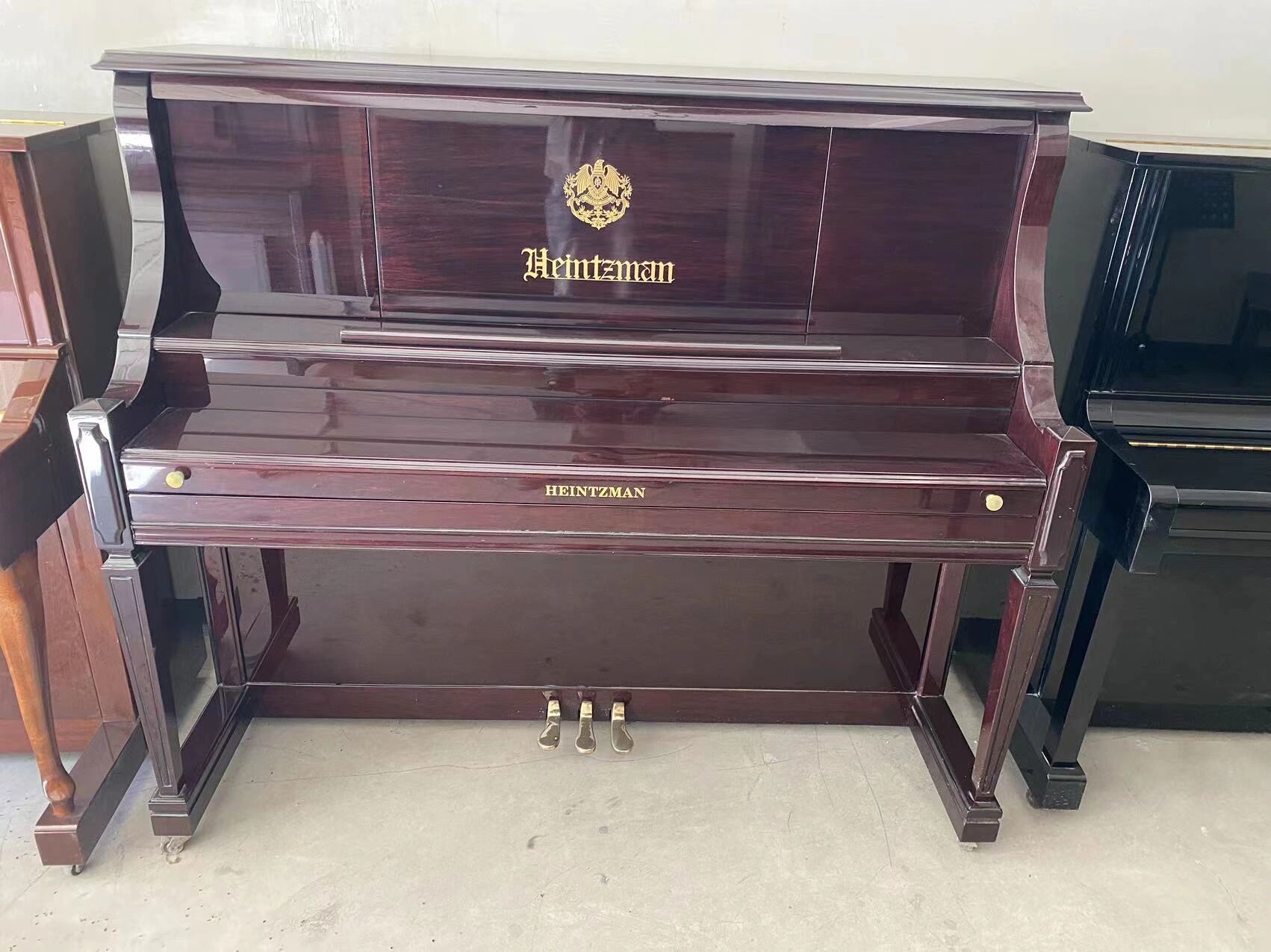heitzman海资曼钢琴 132 酒红亮光烤漆