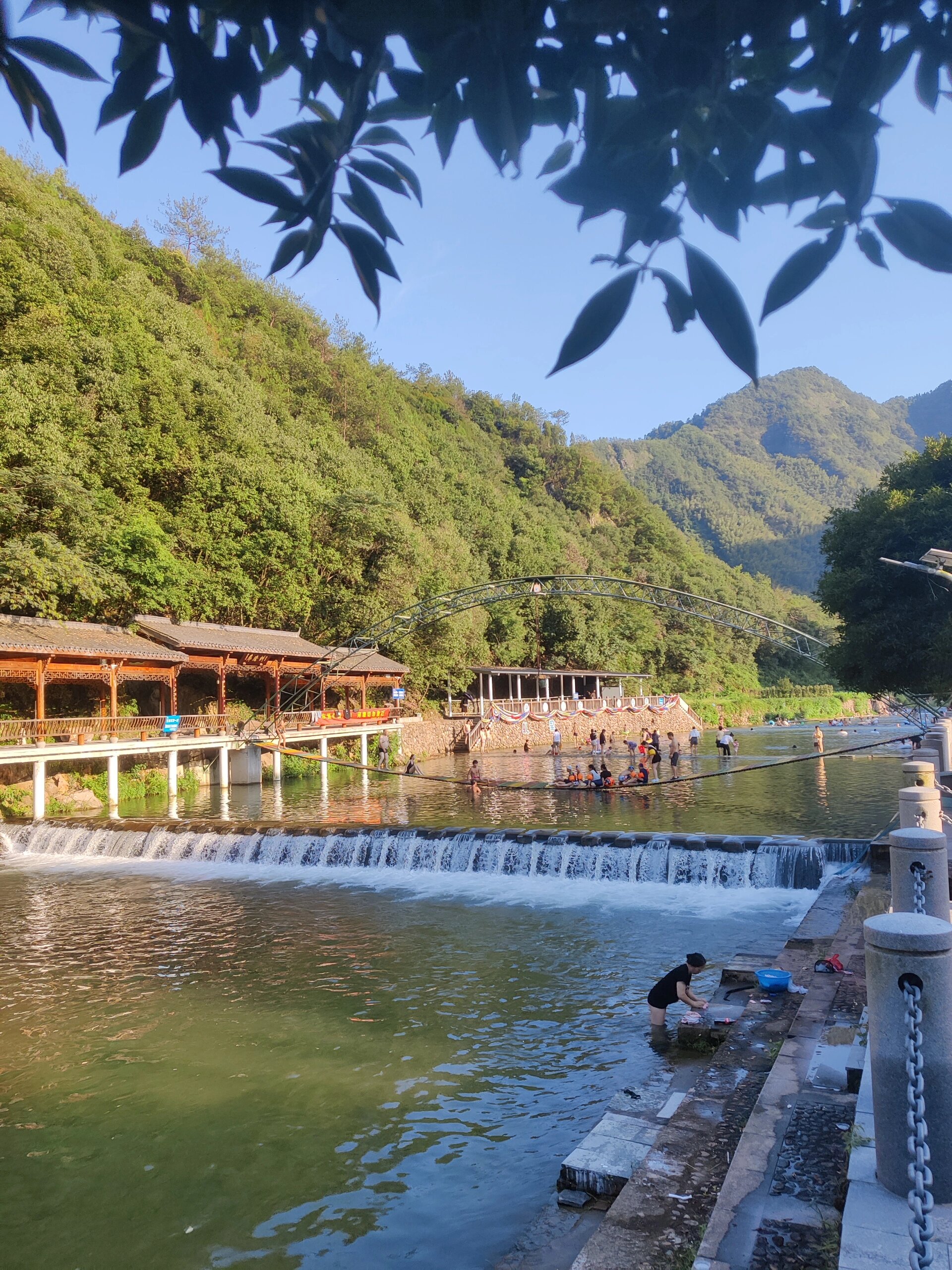 磐安游泳|冷水镇的天然浴场,清凉一夏 地址:磐安县冷水镇虬(球读音)里