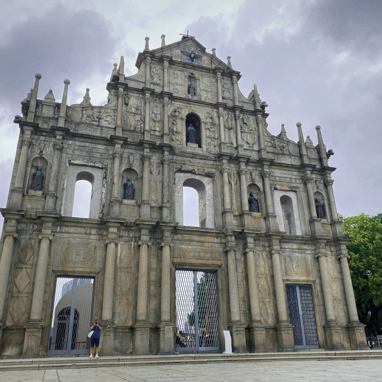 澳门拱北口岸步行到大三巴牌坊