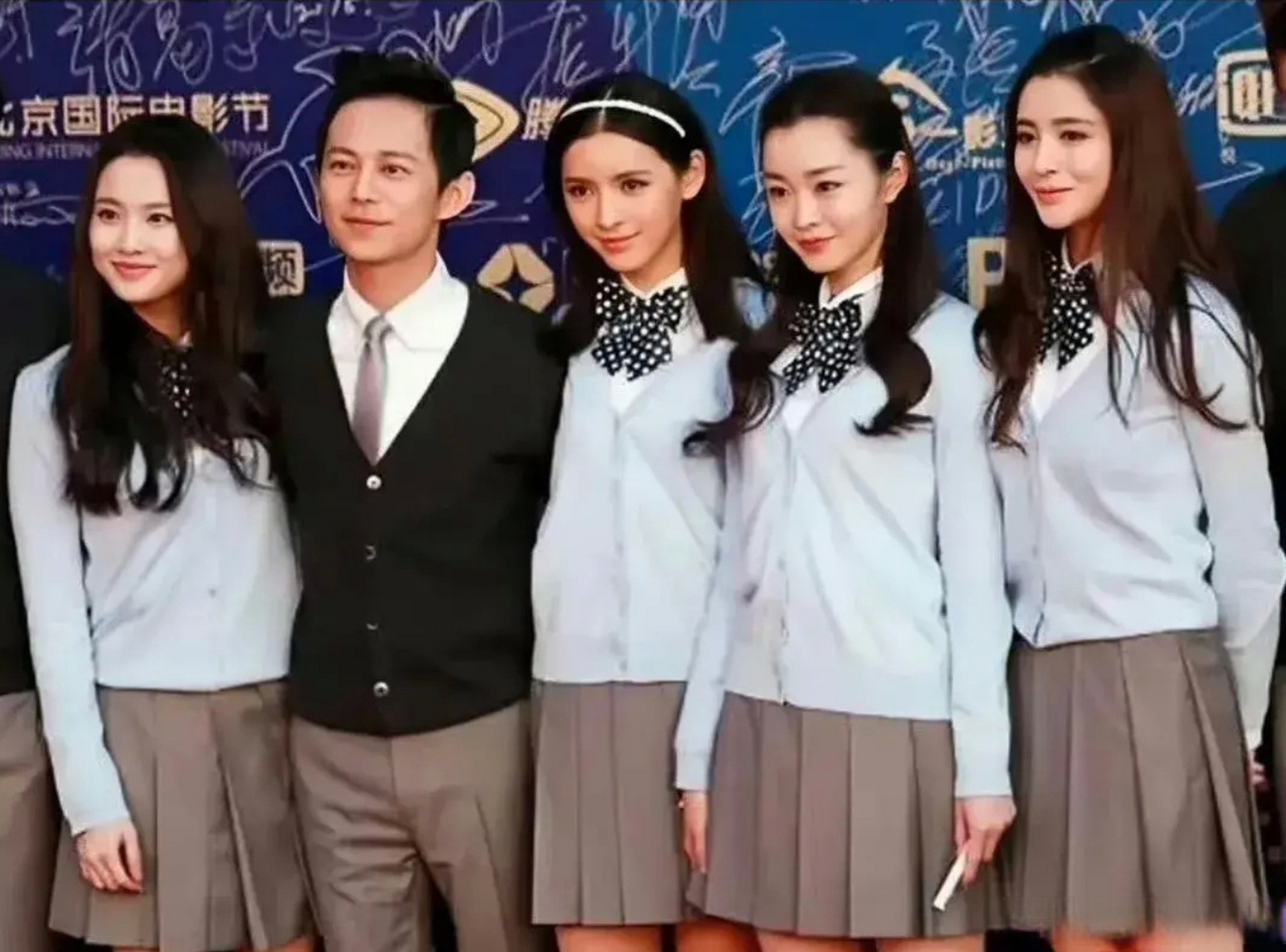 《栀子花开》的女主角们一个个都成了明星,真是全都火了呢!