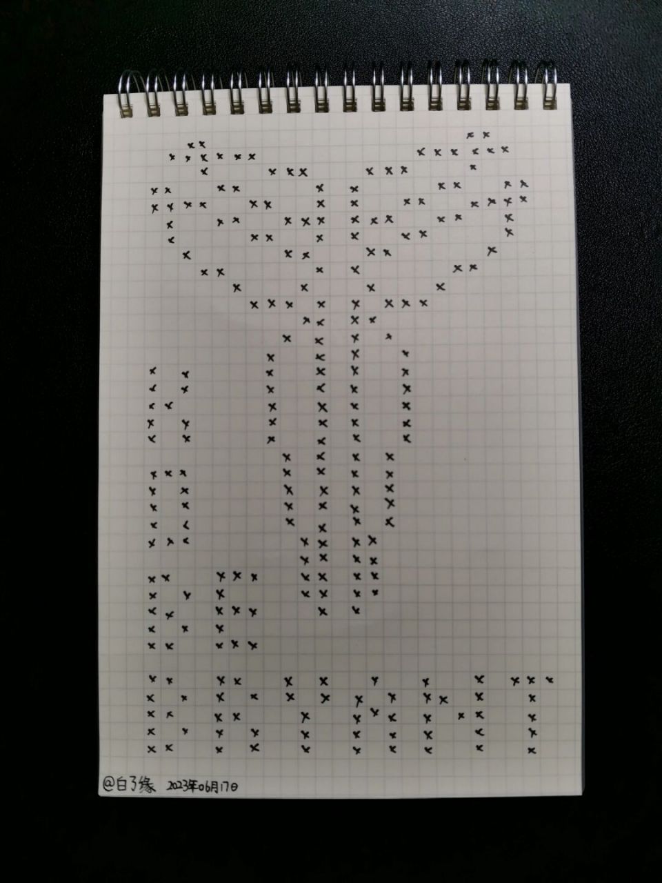 临摹非原创🖐🏻瑭阿荳 a5网格本 5mm格子 37✖️24 #像素画