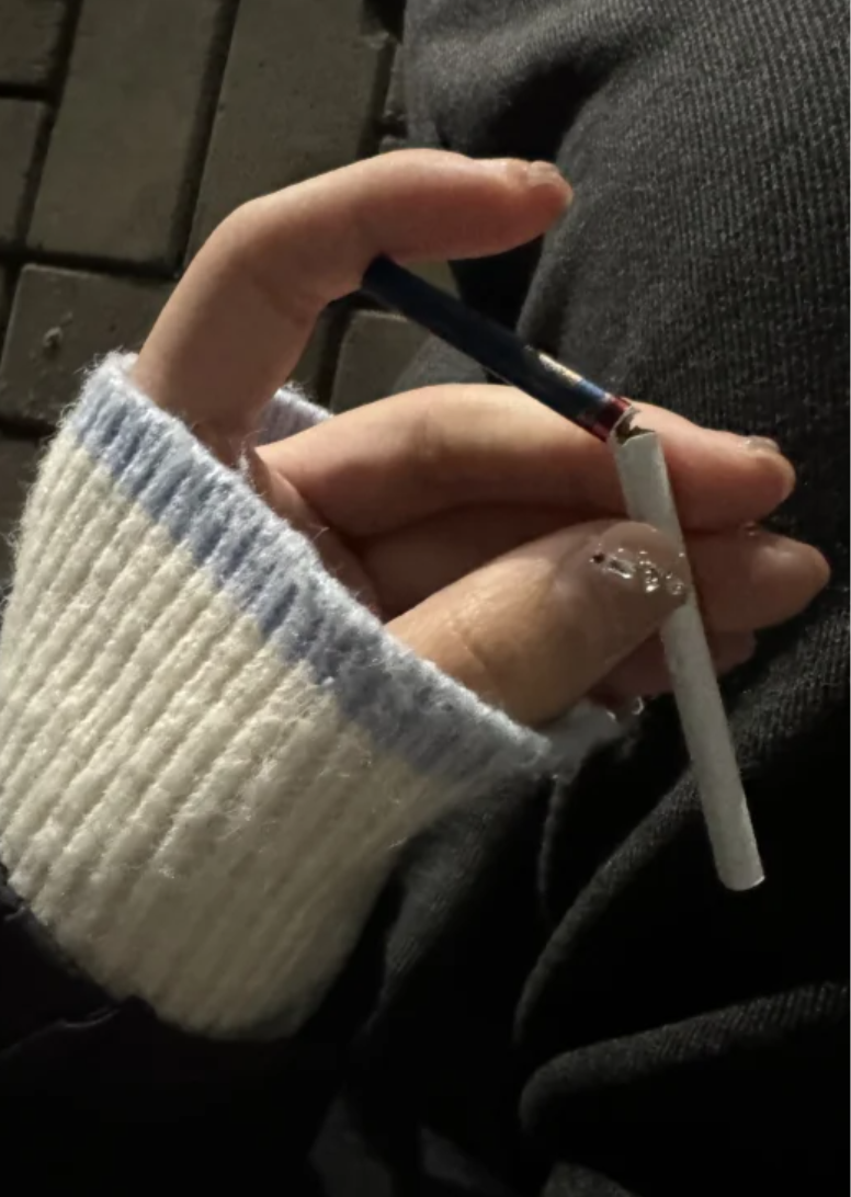 肺部出现少许纤维化通常不算严重,这是肺组织受损