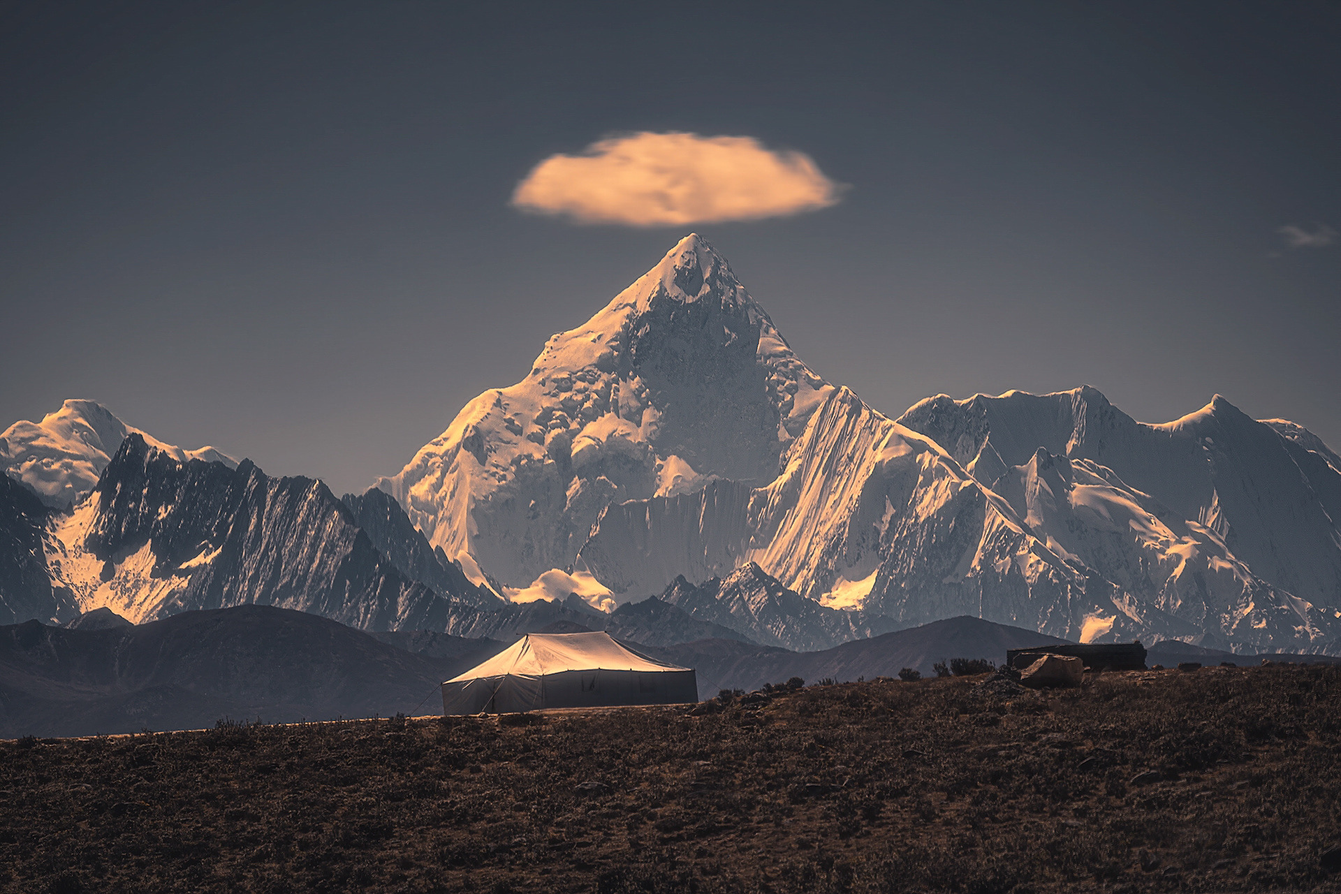 贡嘎雪山十佳观景台9015 这篇攻略我主要来盘点一下贡嘎雪山的