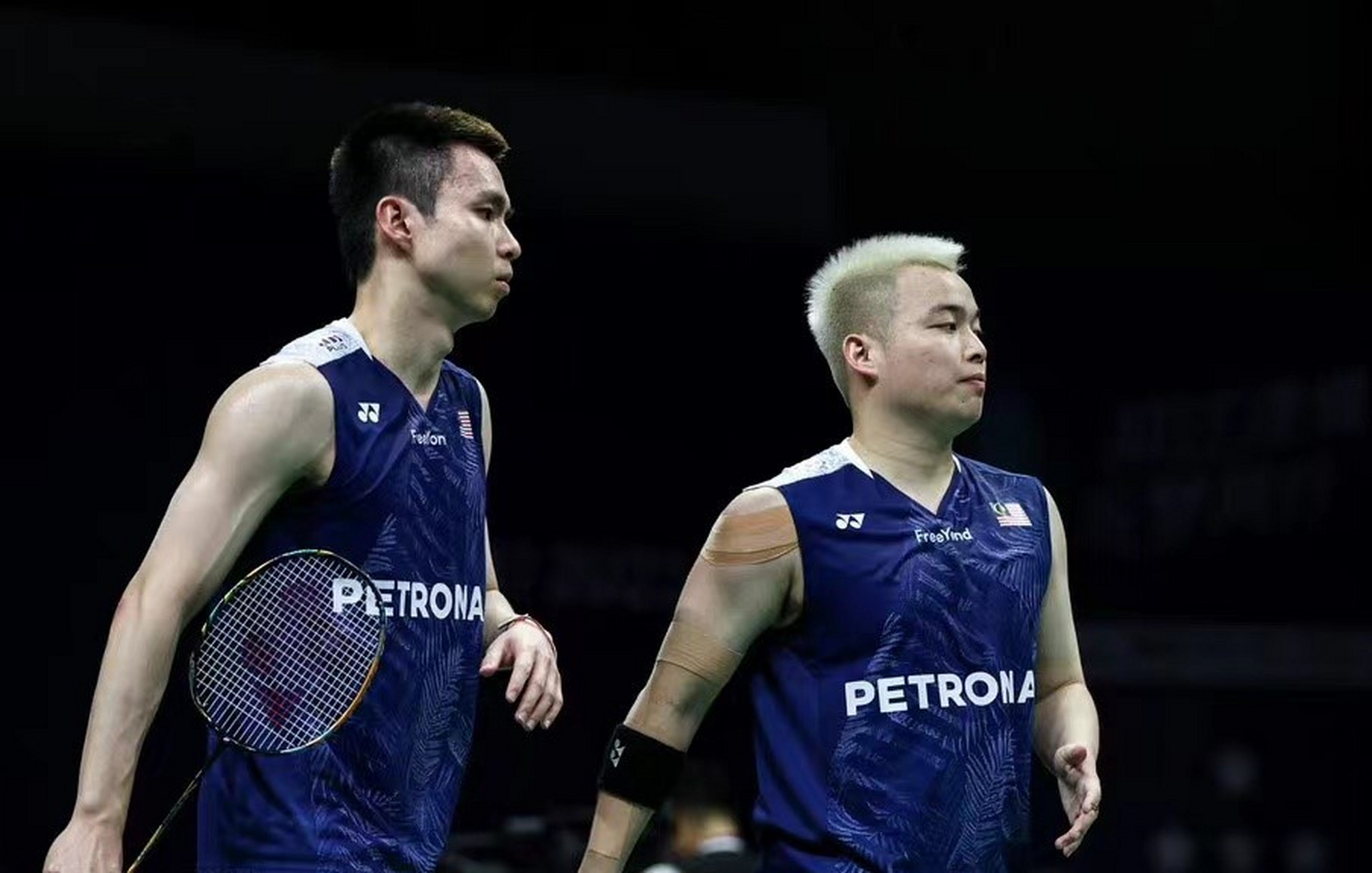 2022杭州亚运会:谢定峰/苏伟译2-1刘雨辰/欧烜屹 - 赛事球星 中羽在线