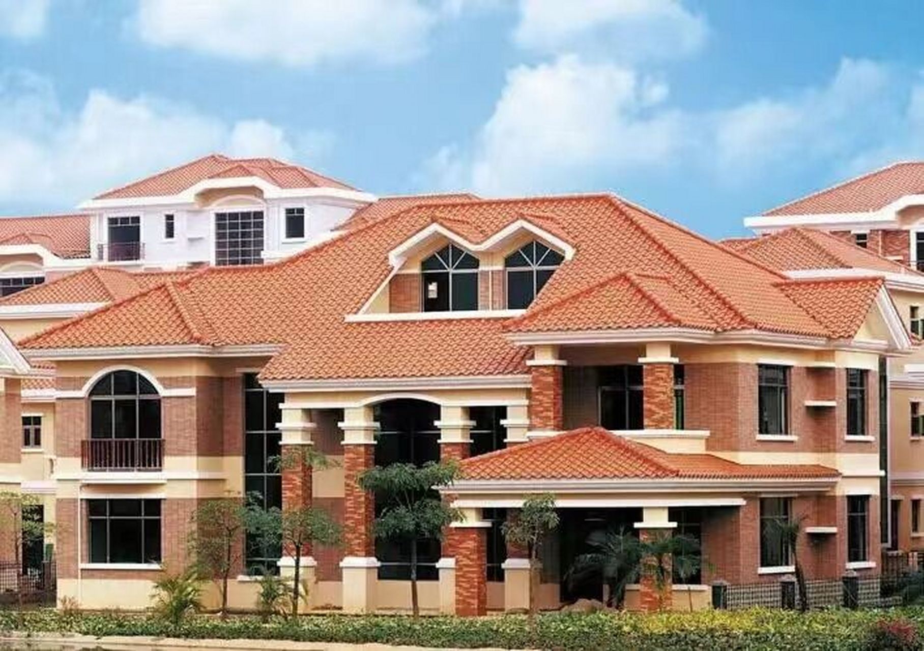 别墅搭建合成树脂瓦的外观效果图大赏 想必别墅搭建合成树脂瓦的装饰