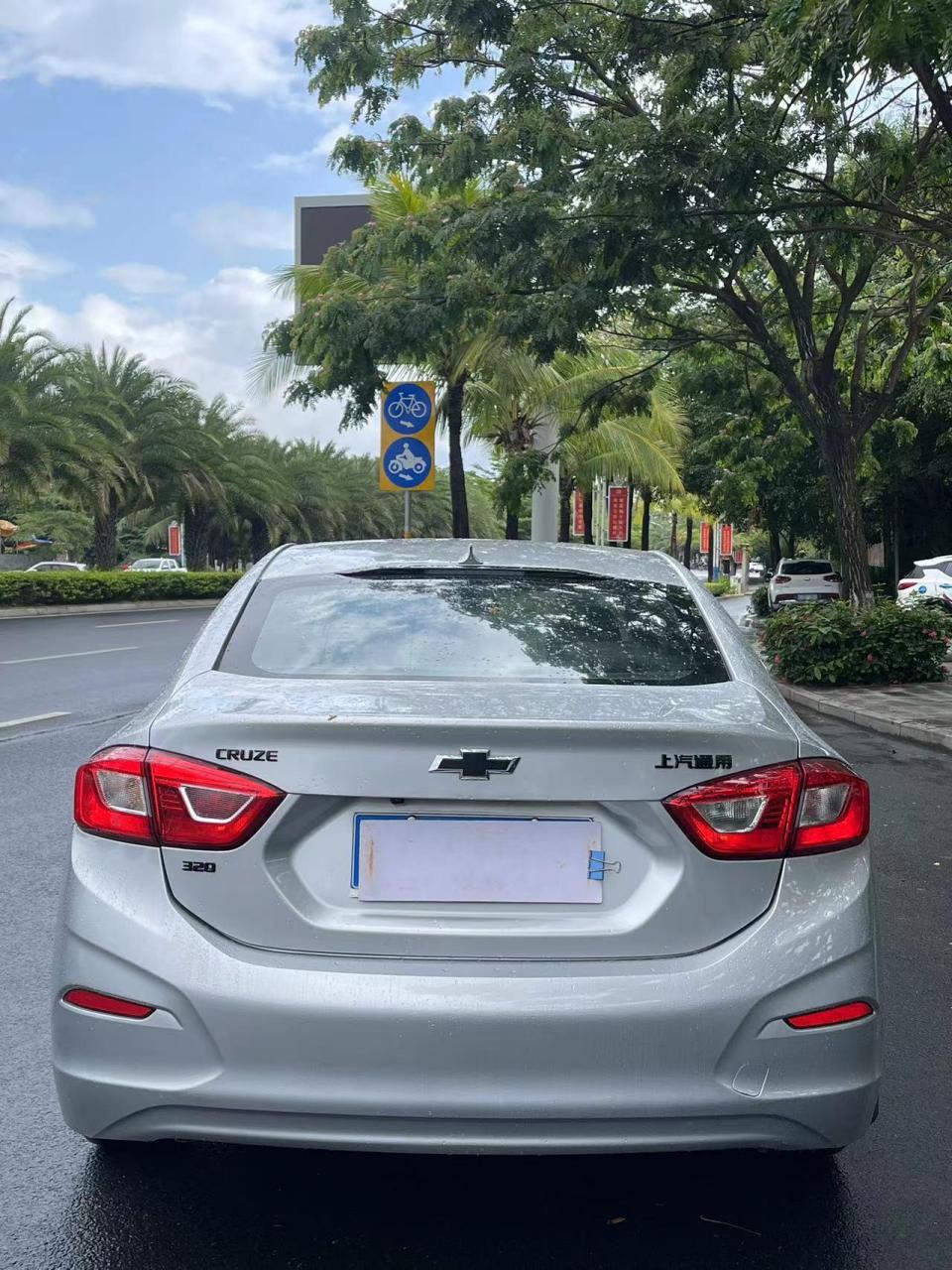 2019年雪佛兰科鲁兹320自动先锋天窗版, 天窗,导航.电子手刹