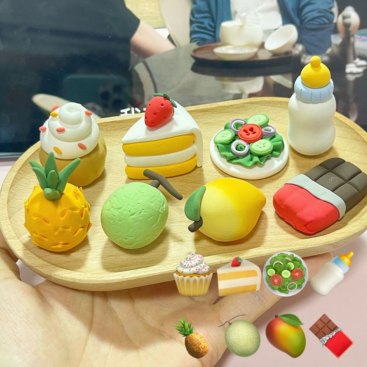 超轻粘土61手工博主教你做空想料理家09美食  材料:超轻粘土97