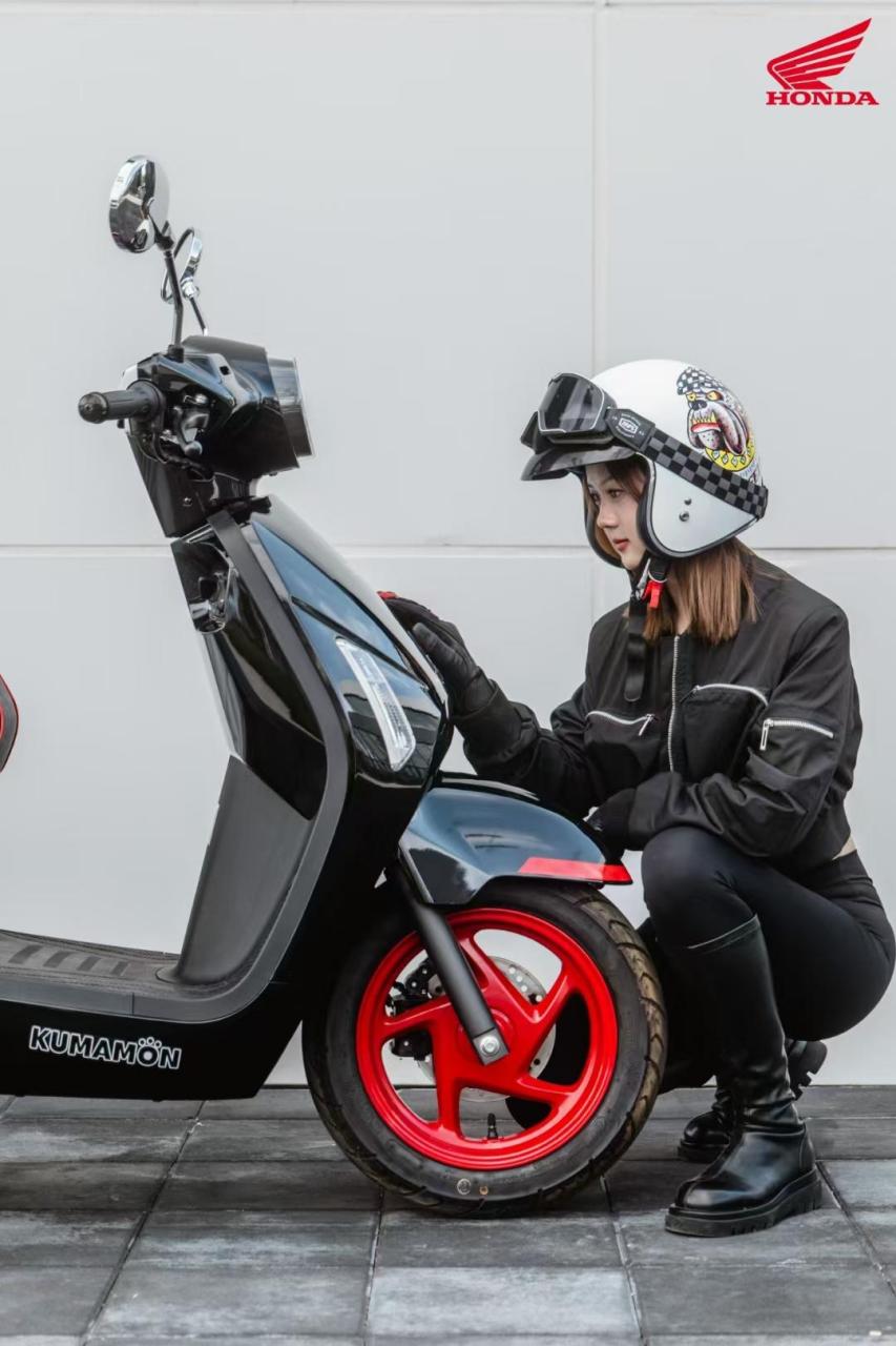 熊本熊联名款ns125la 红与黑经典配色 颜值没话说 骑上它你就是街上最