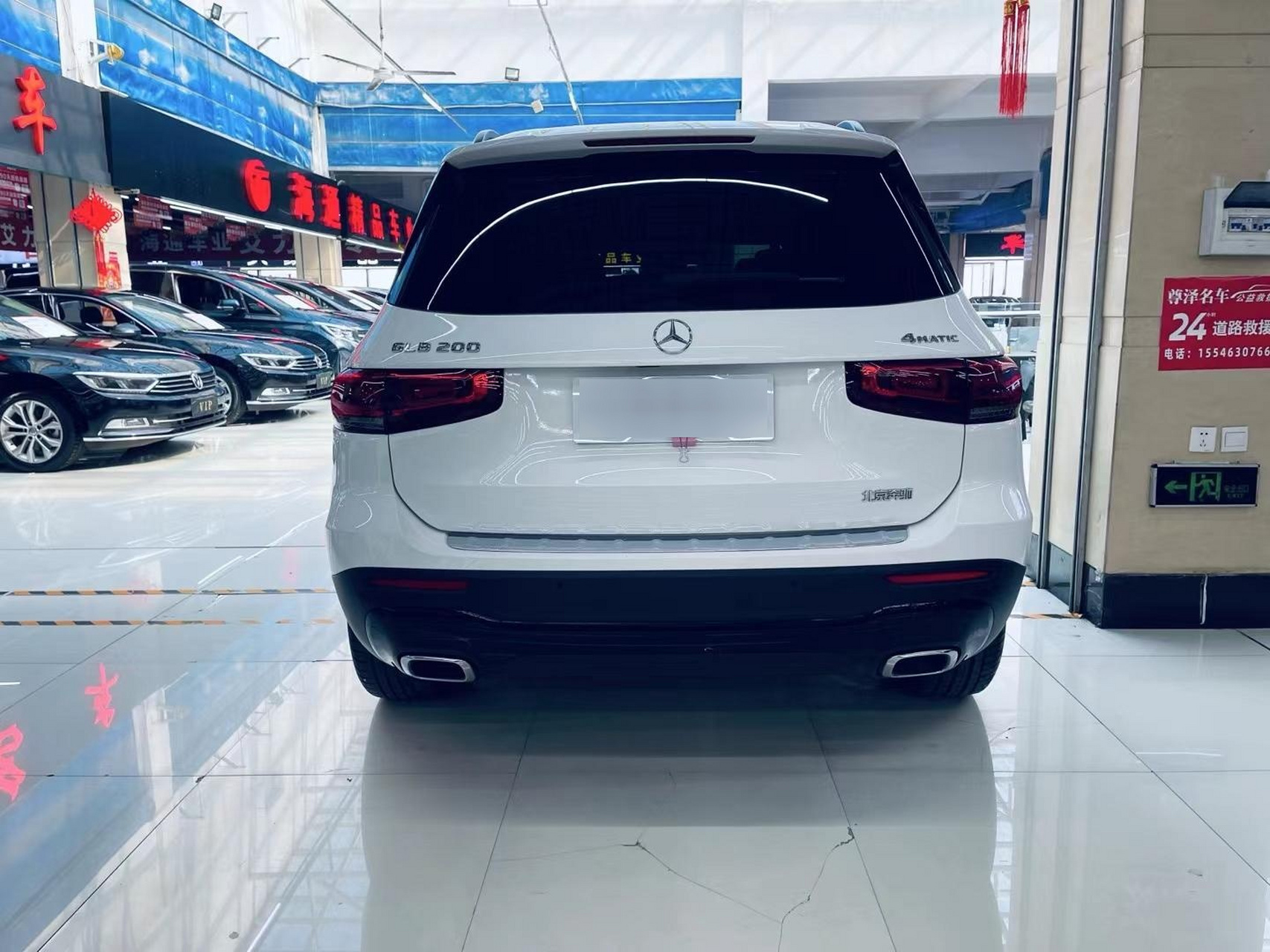 差几天2021年奔驰glb200,4matic七座大满配,新车指导价34.