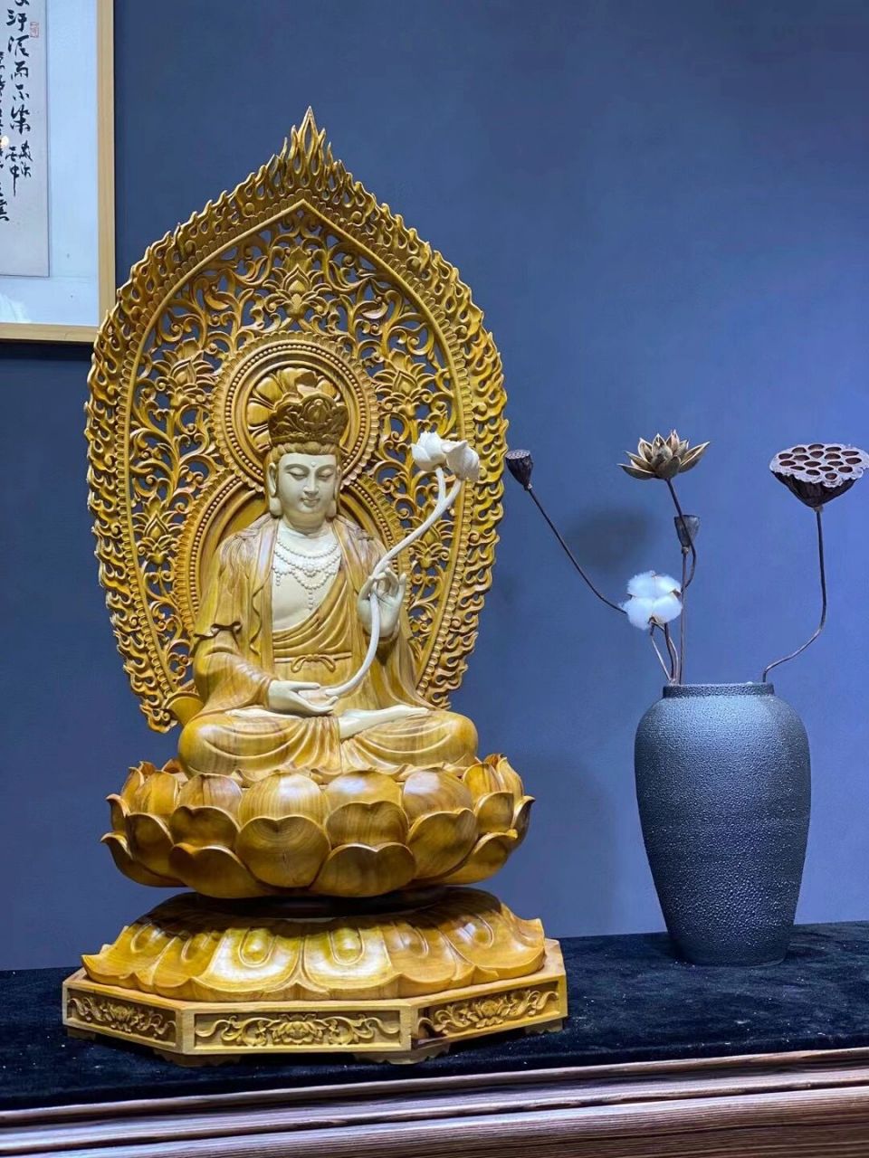 极品香樟大势至菩萨木雕沉香佛像工艺品摆件 极品香樟"大势至菩萨"