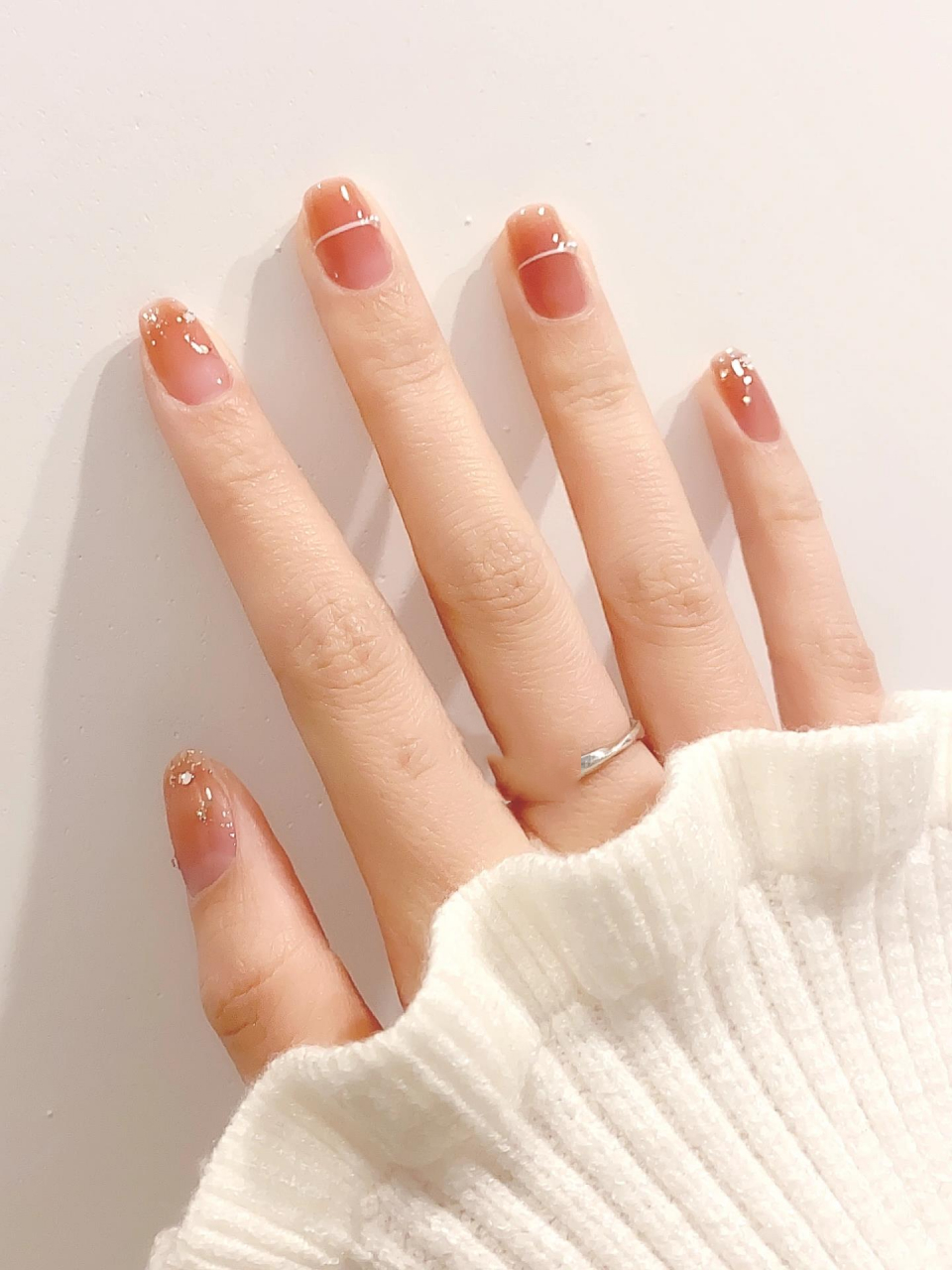 2023新年美甲94水润冰透又简约 2023新年美甲94水润冰透又简约