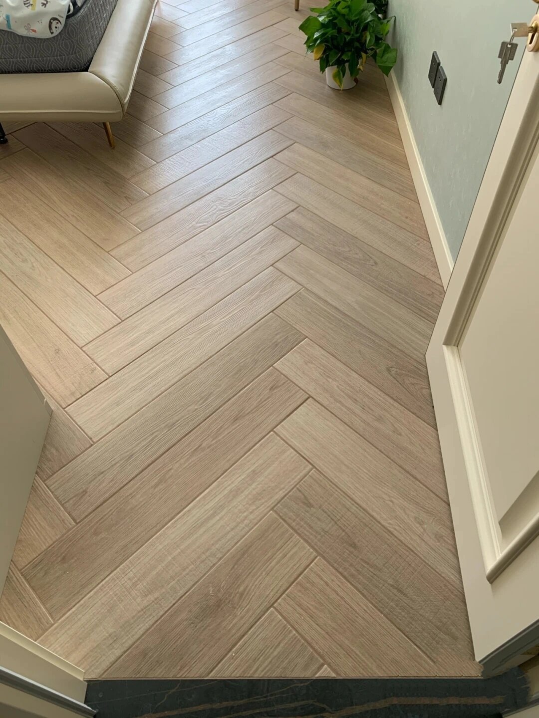 木纹砖选人字拼还是369铺贴