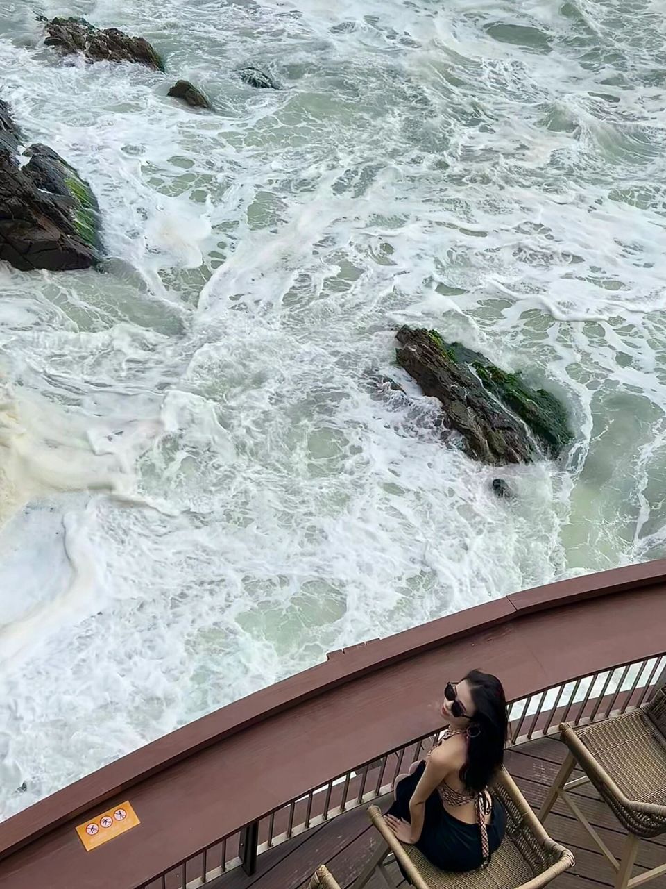 37343837:高铁到惠州东→韵海观昕海景度假酒店→礁石酒吧